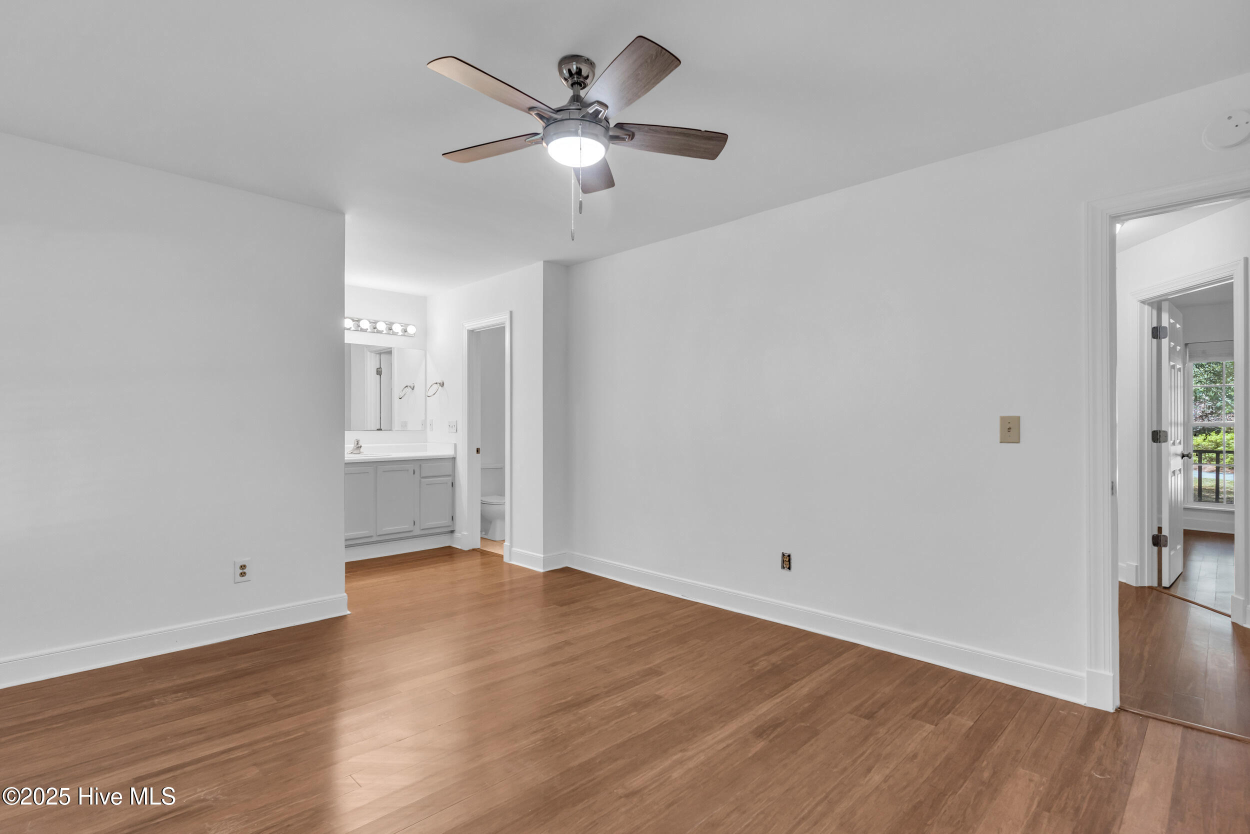 5449 Duck Hawk Court Property Photo 18