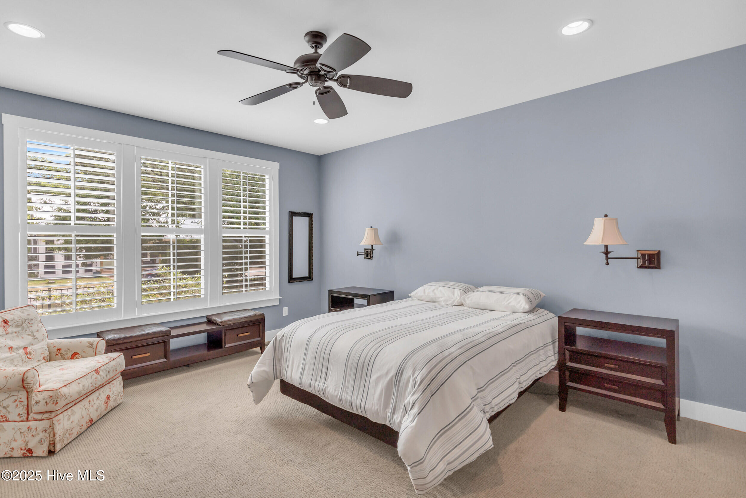 311 College Street Property Photo 19