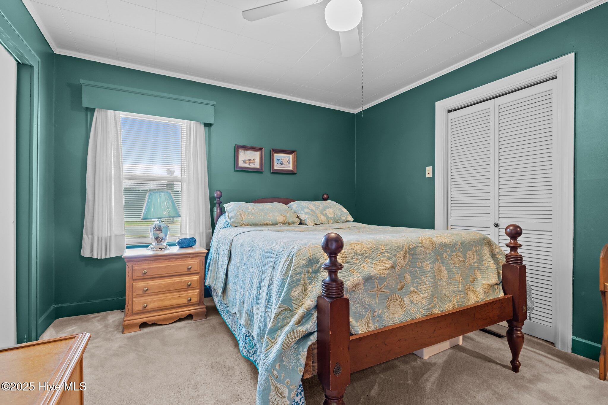 208 Fairview Drive Property Photo 5