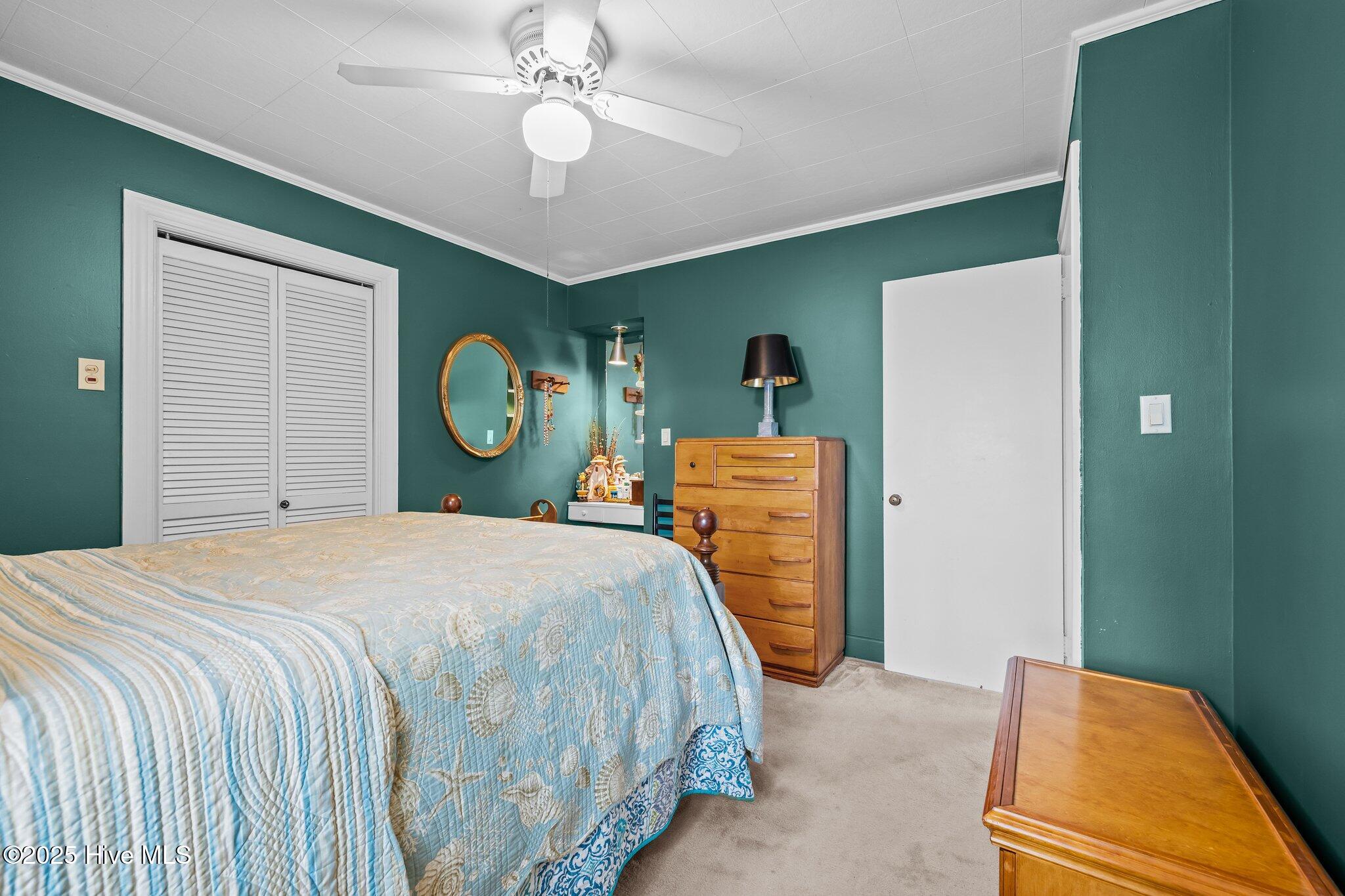 208 Fairview Drive Property Photo 6
