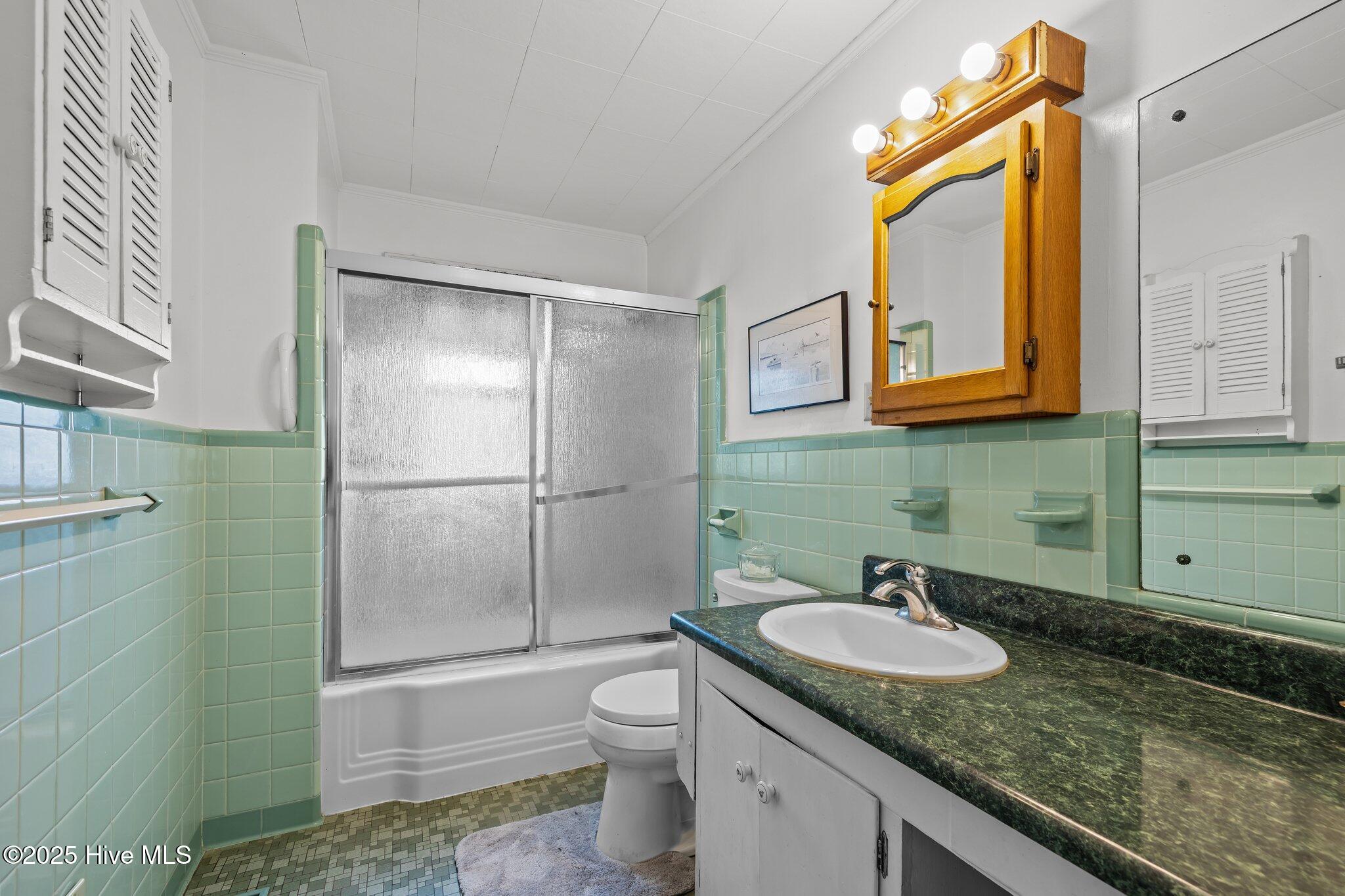 208 Fairview Drive Property Photo 9