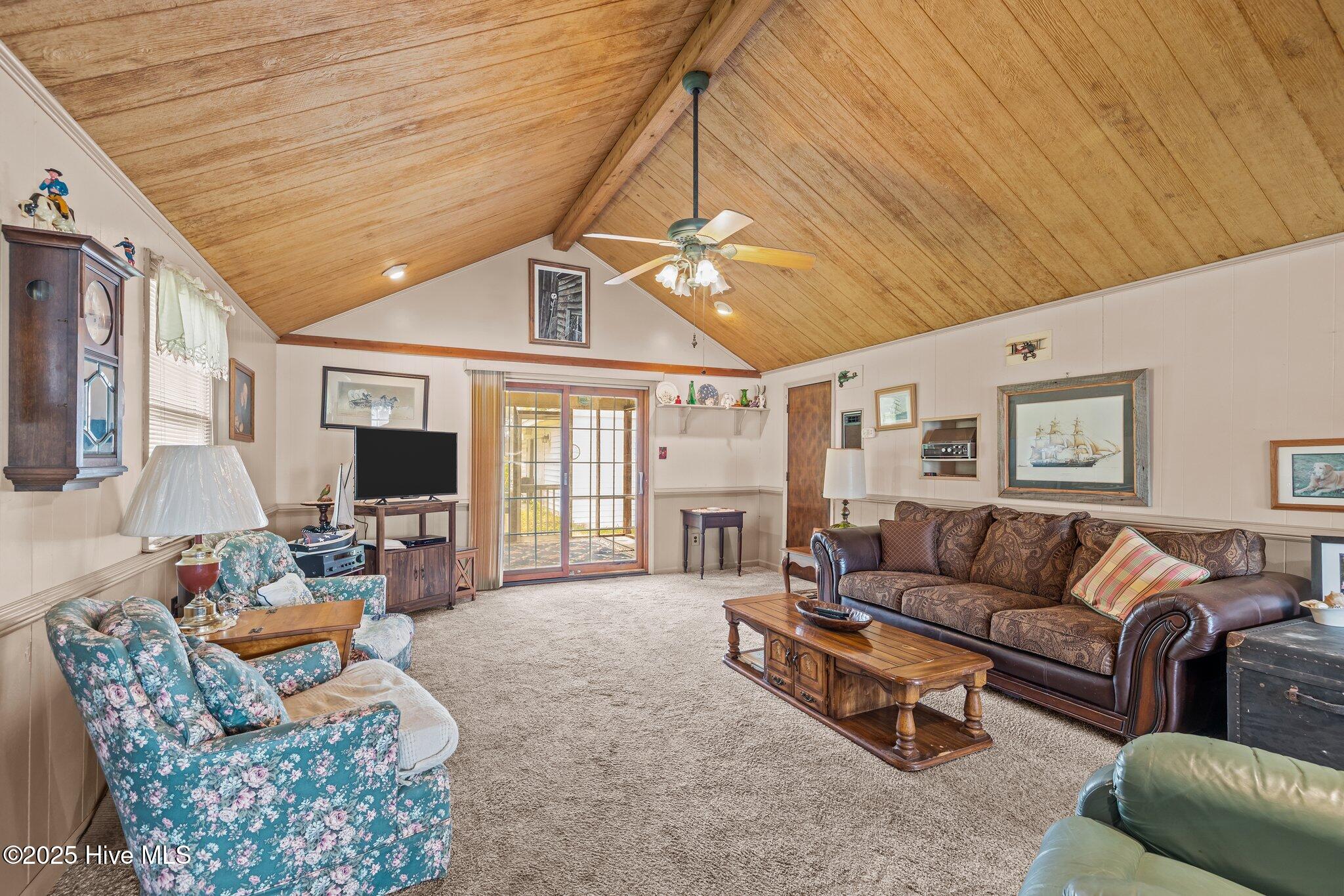 208 Fairview Drive Property Photo 22