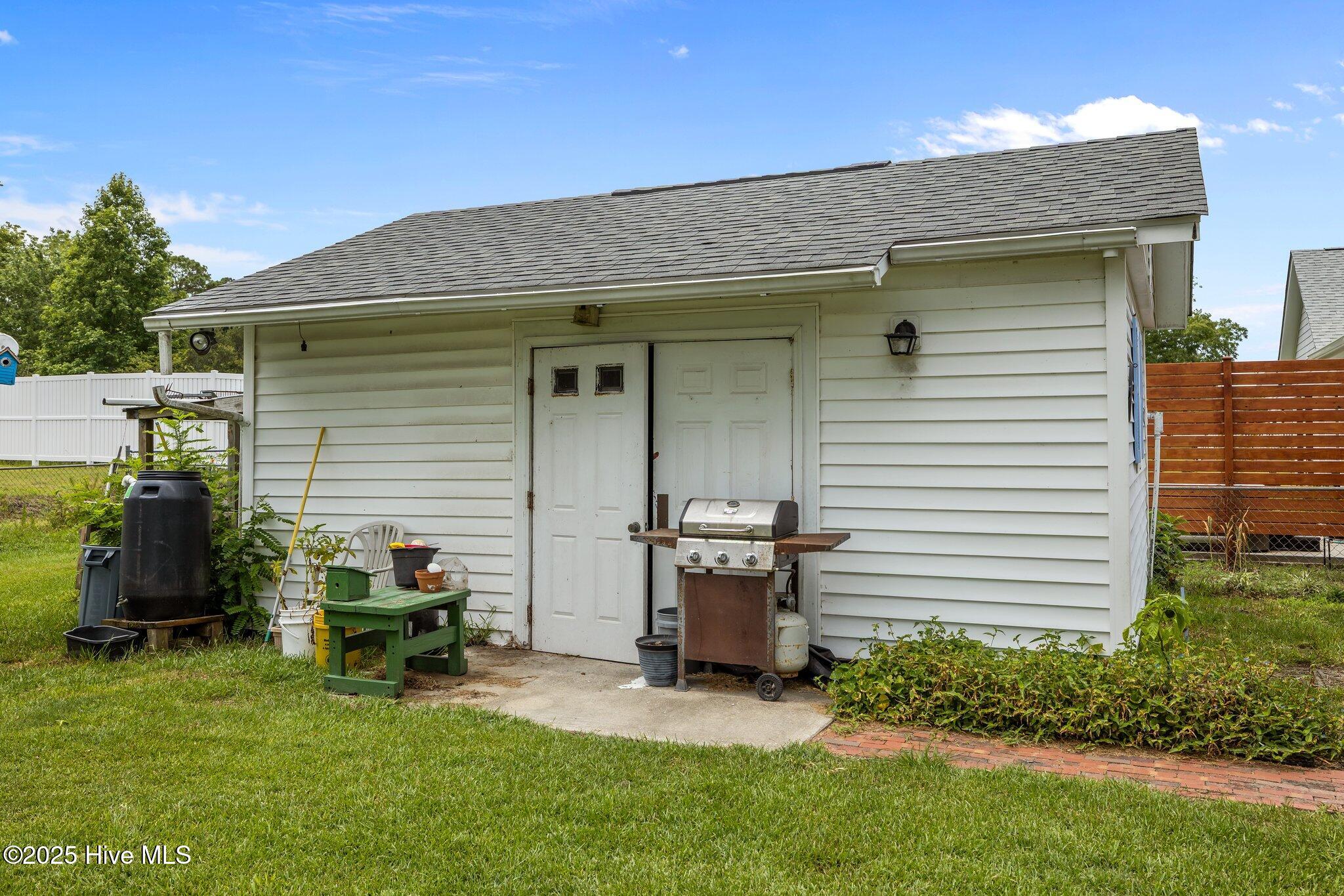 208 Fairview Drive Property Photo 30