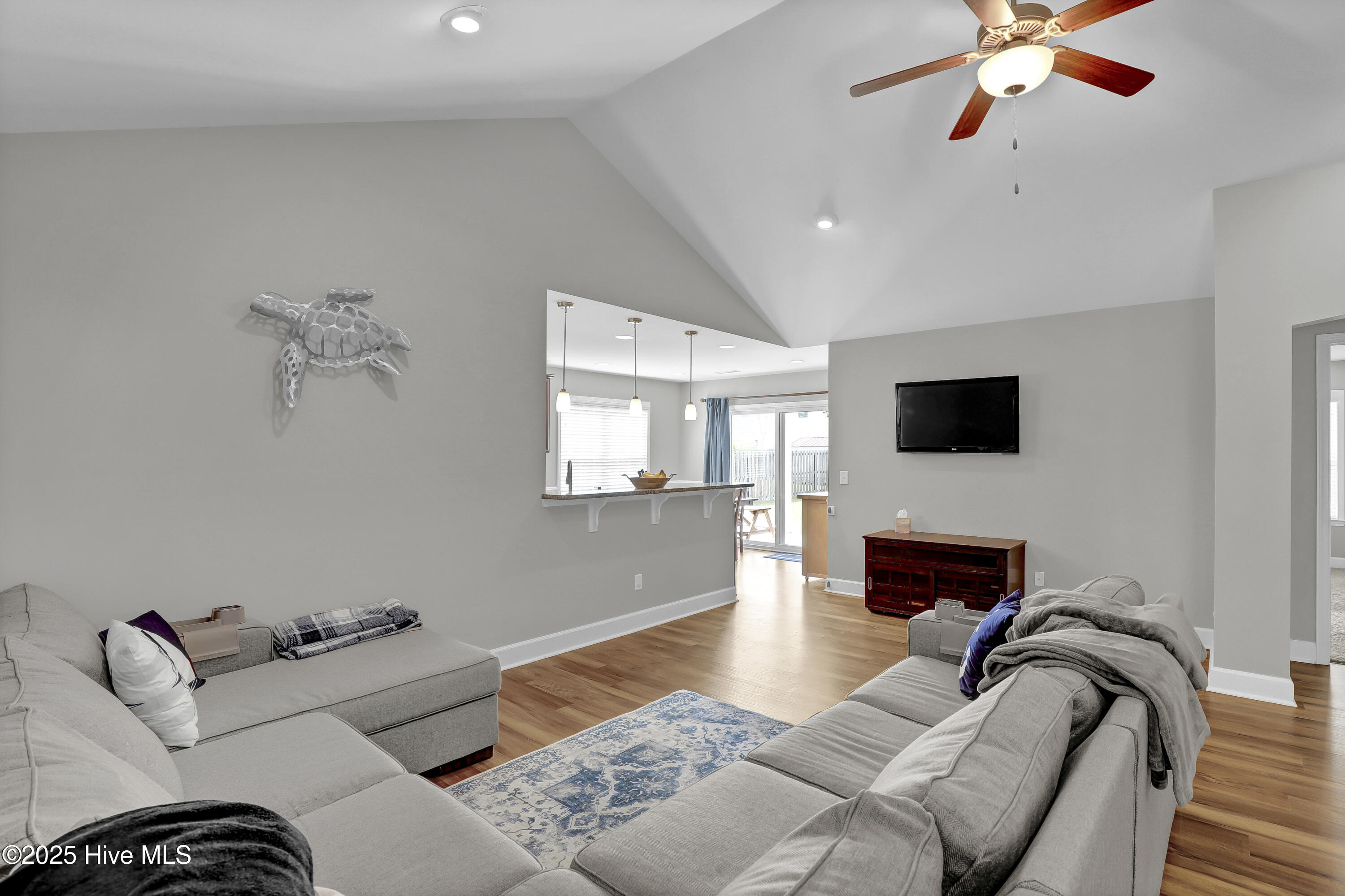 32 Maxwell Drive Property Photo 5
