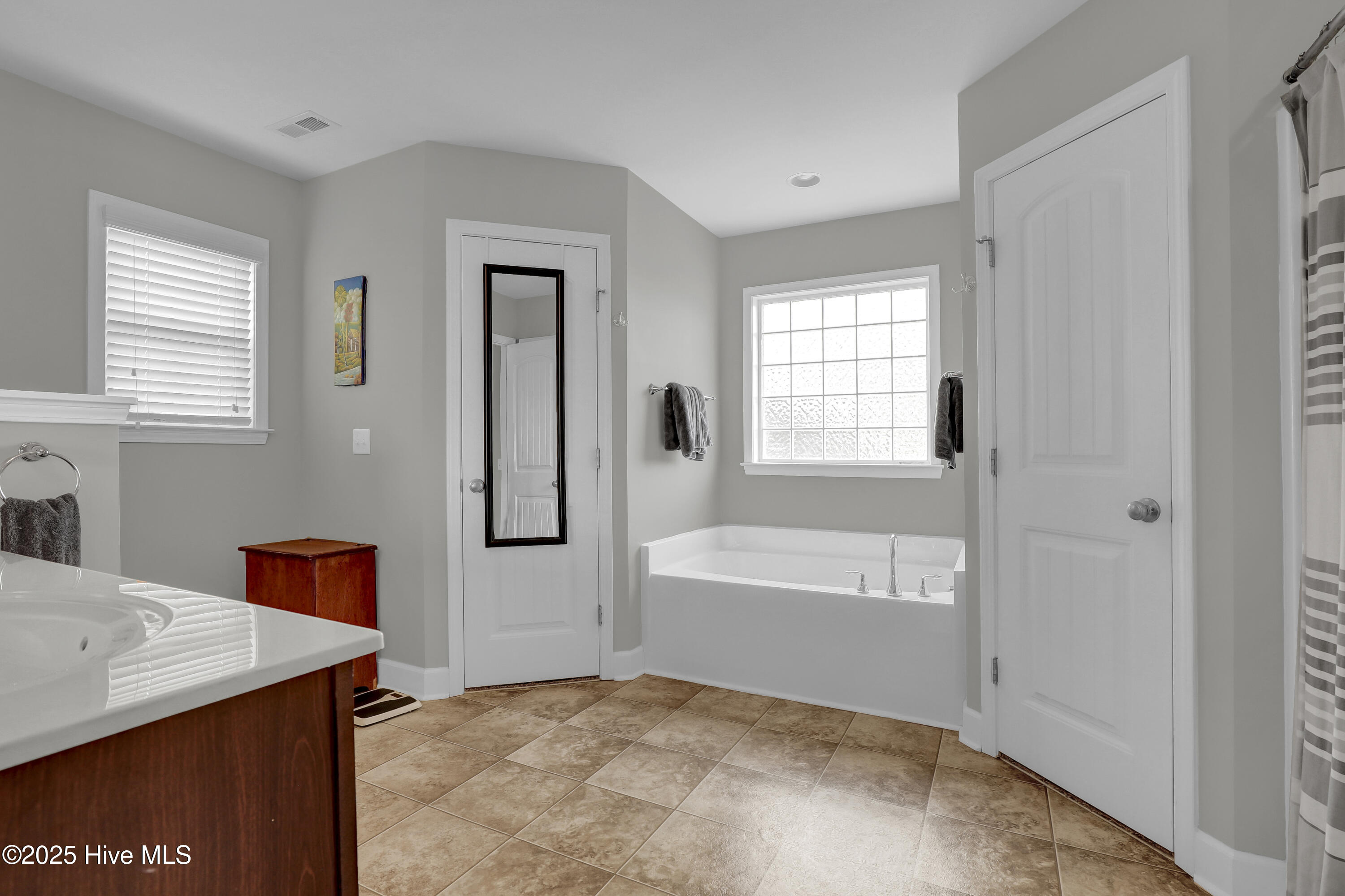 32 Maxwell Drive Property Photo 16