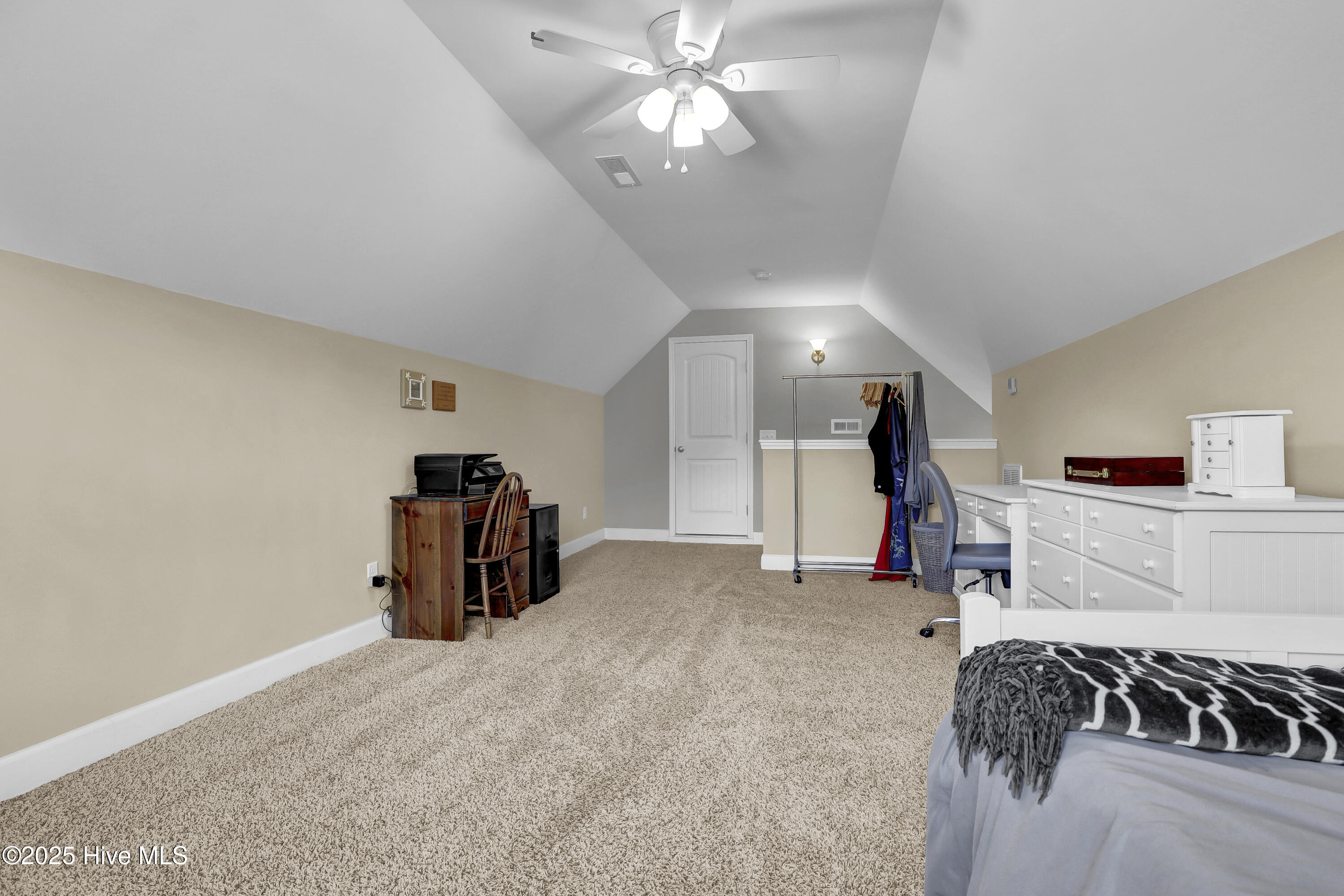 32 Maxwell Drive Property Photo 25