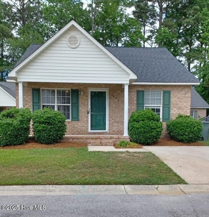 1921 Arlington Park Drive Property Photo 1
