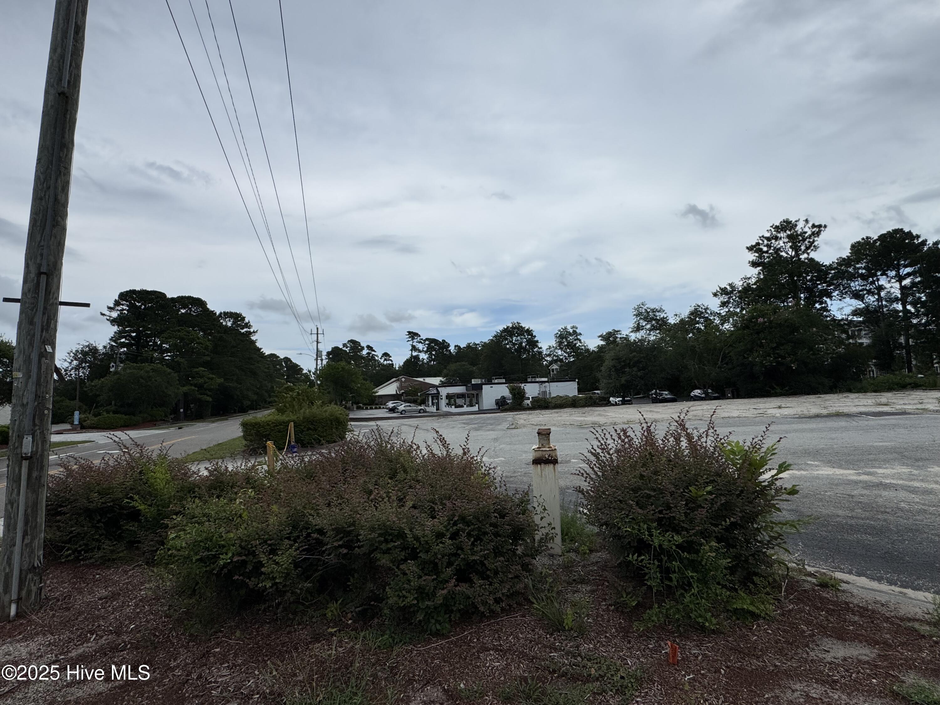 2726 Shipyard Boulevard Property Photo 5