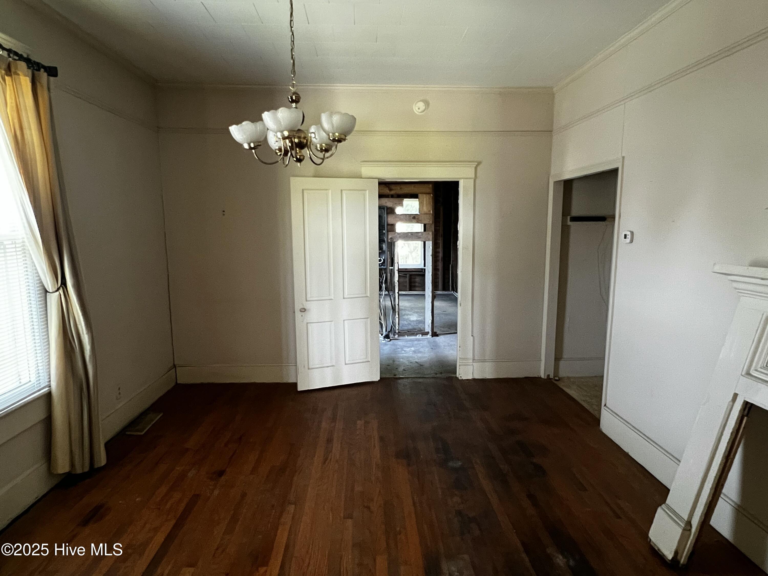 357 Tooley Street Property Photo 32