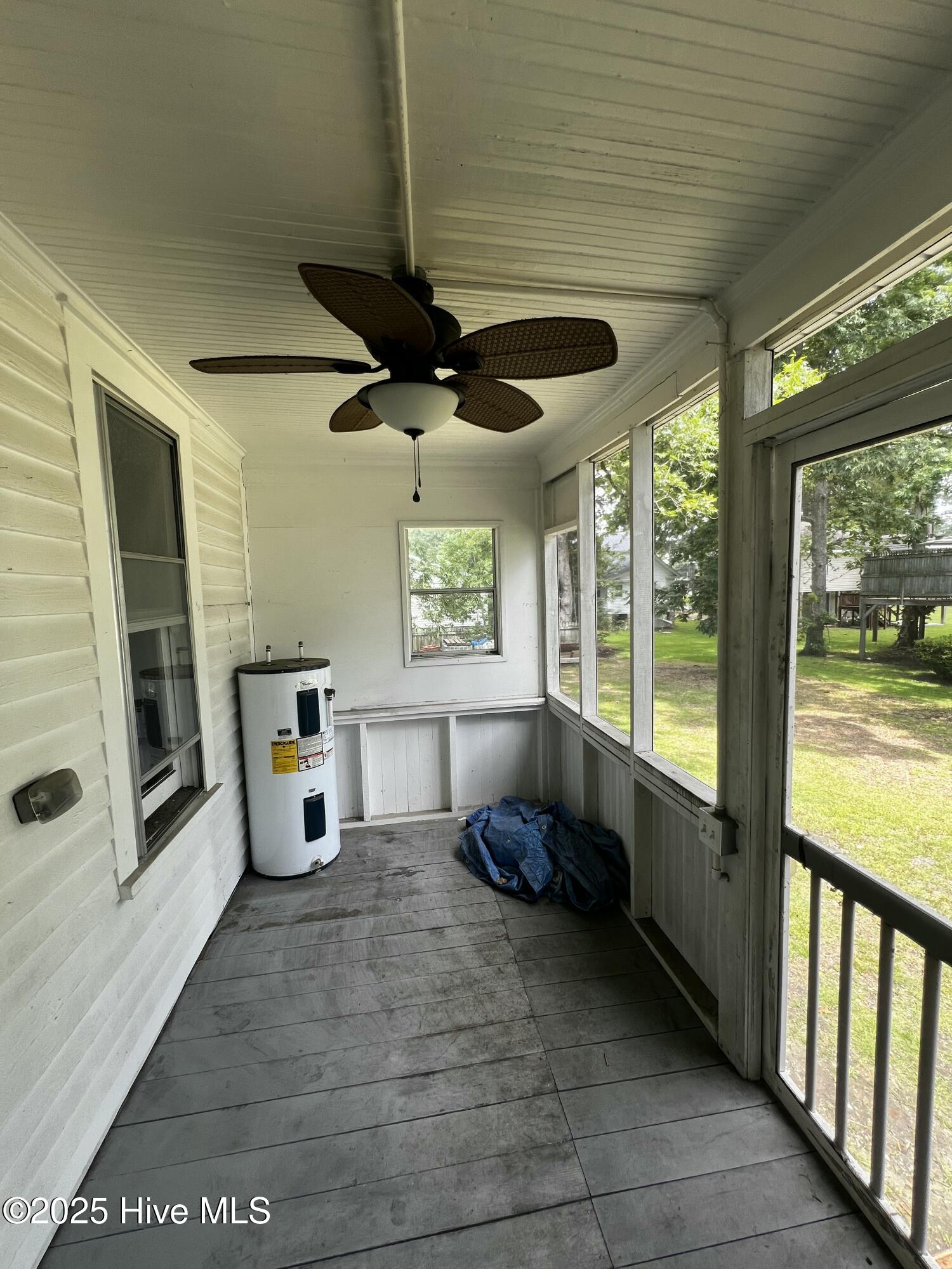 357 Tooley Street Property Photo 38