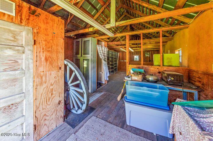 1738 Nc 306 Highway Property Photo 54