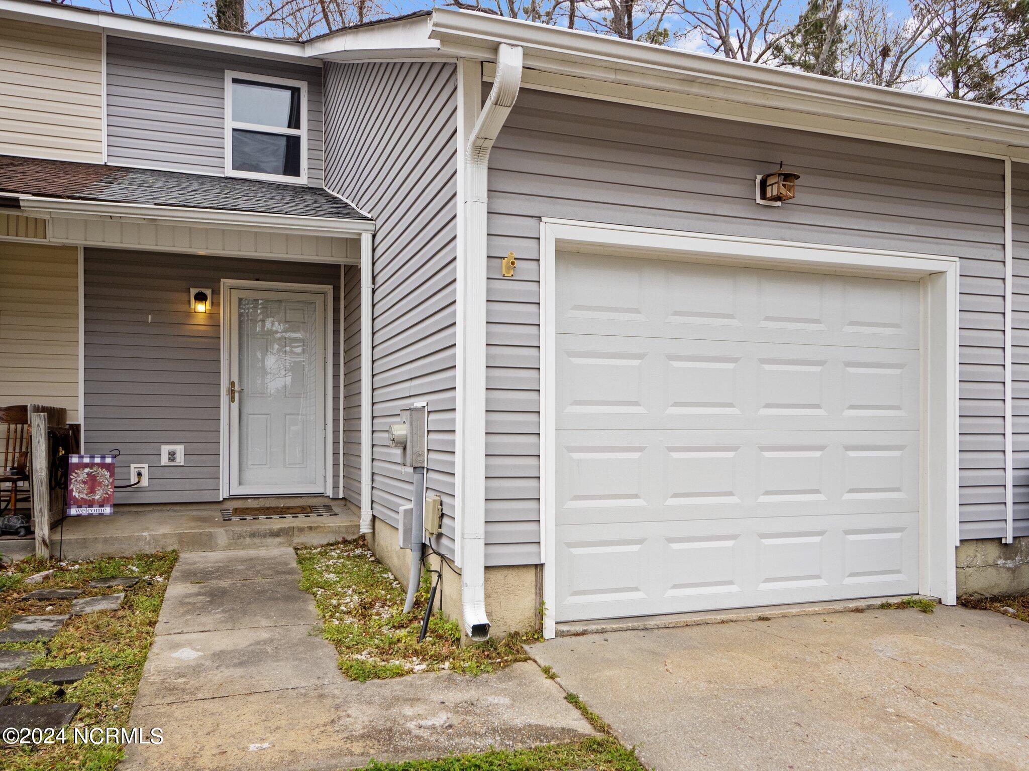 4 S Onsville Place Property Photo 1