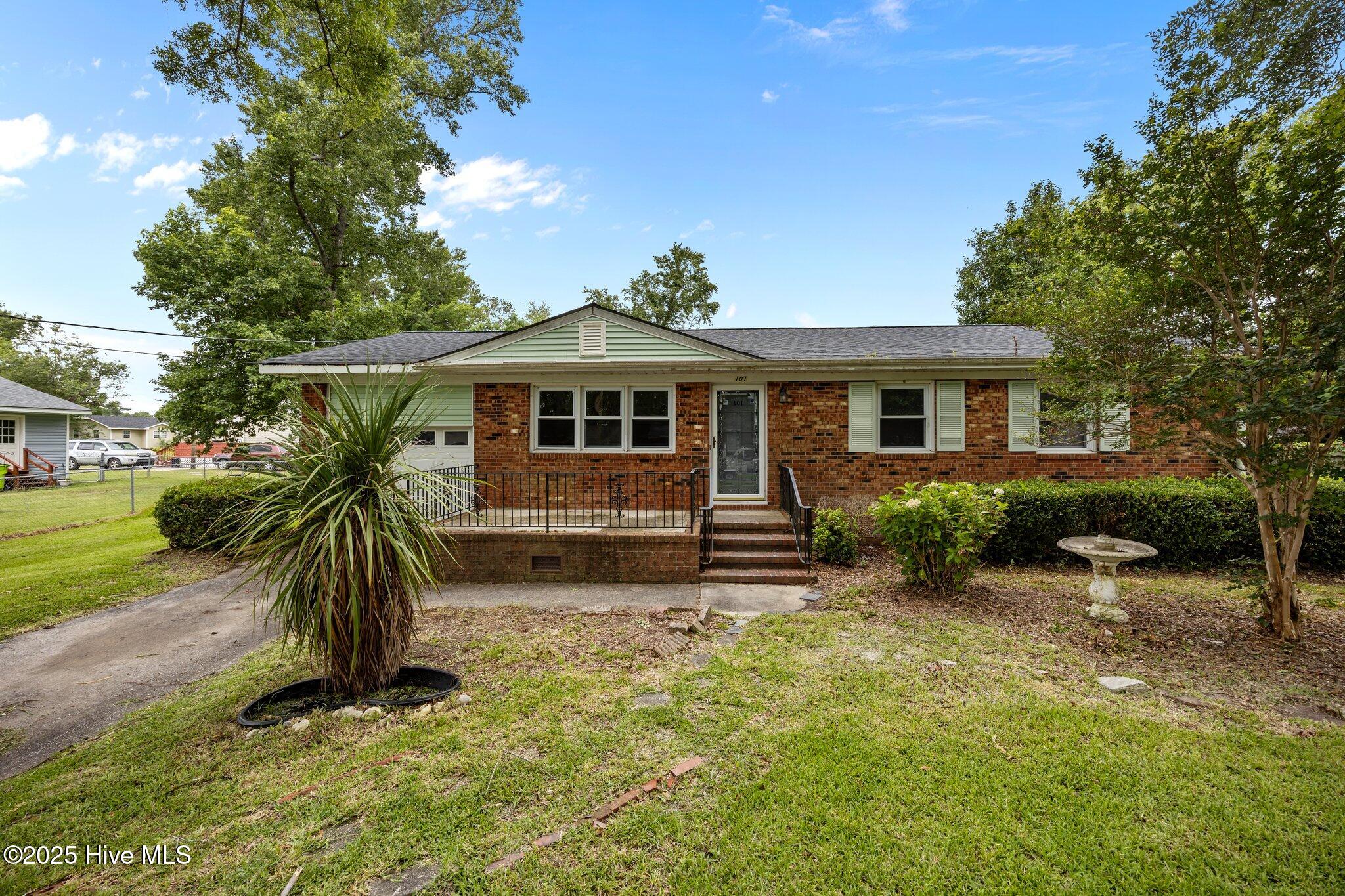 101 Pine Dale Road Property Photo 1