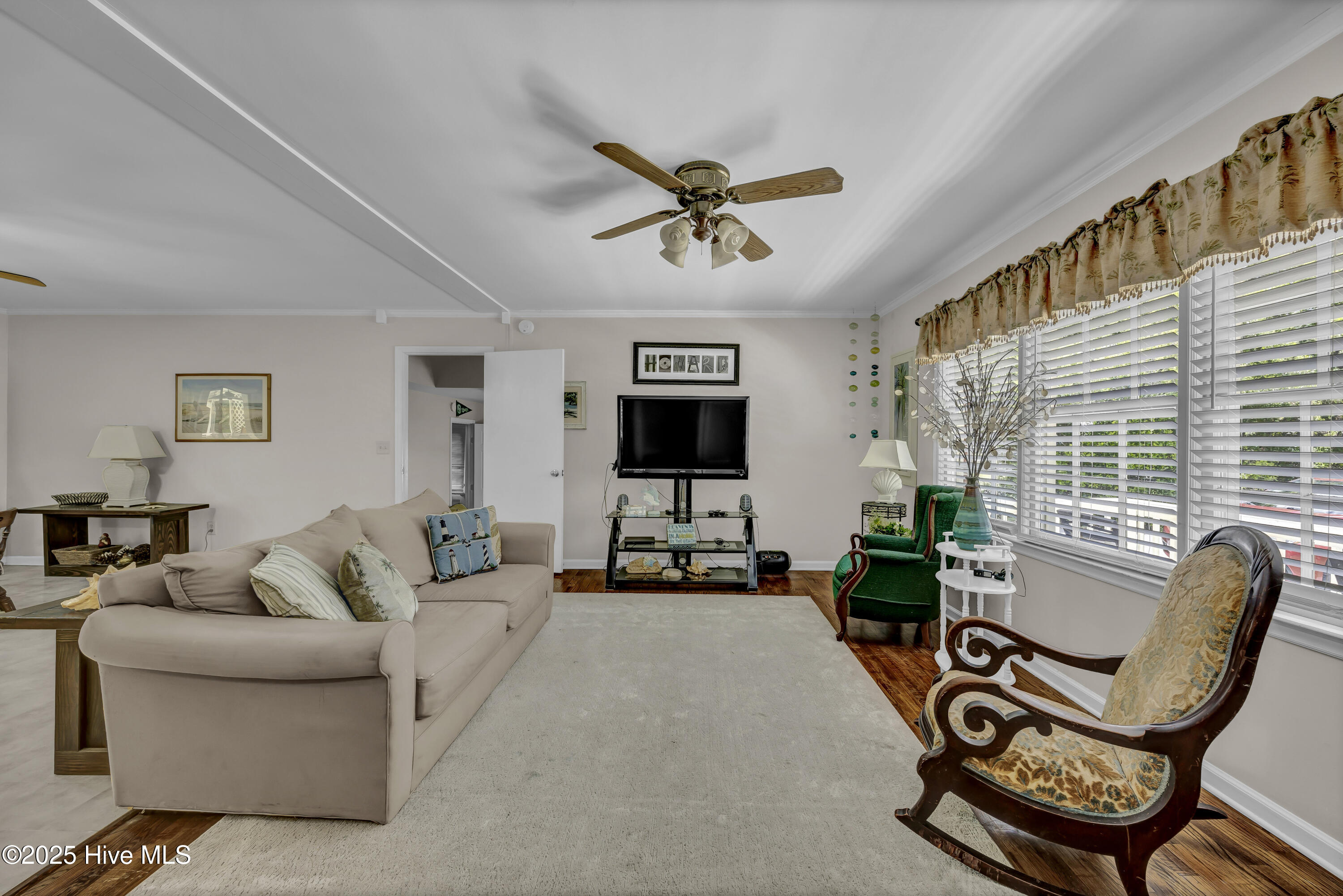 605 Mohican Trail Property Photo 4