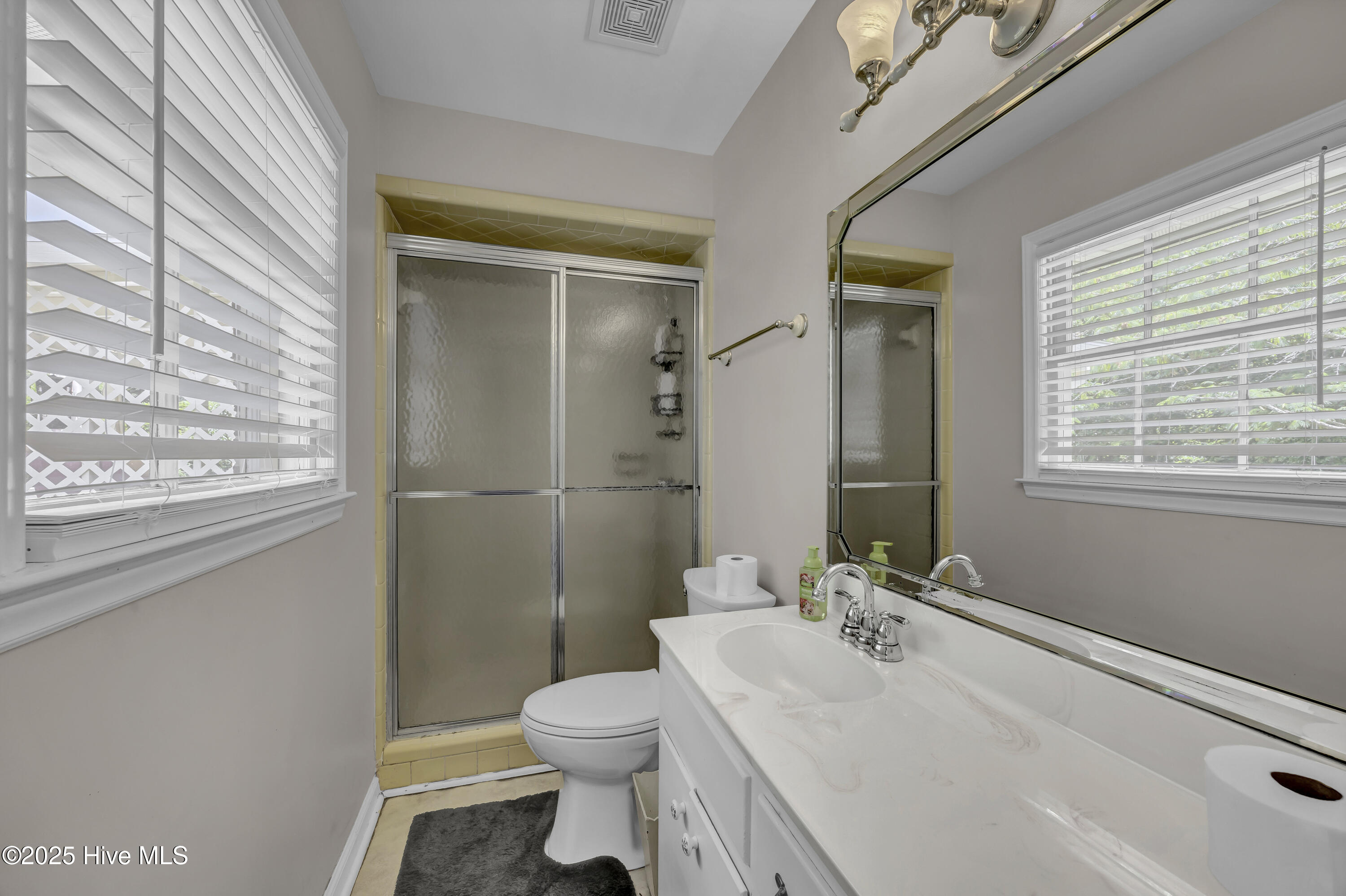 605 Mohican Trail Property Photo 13