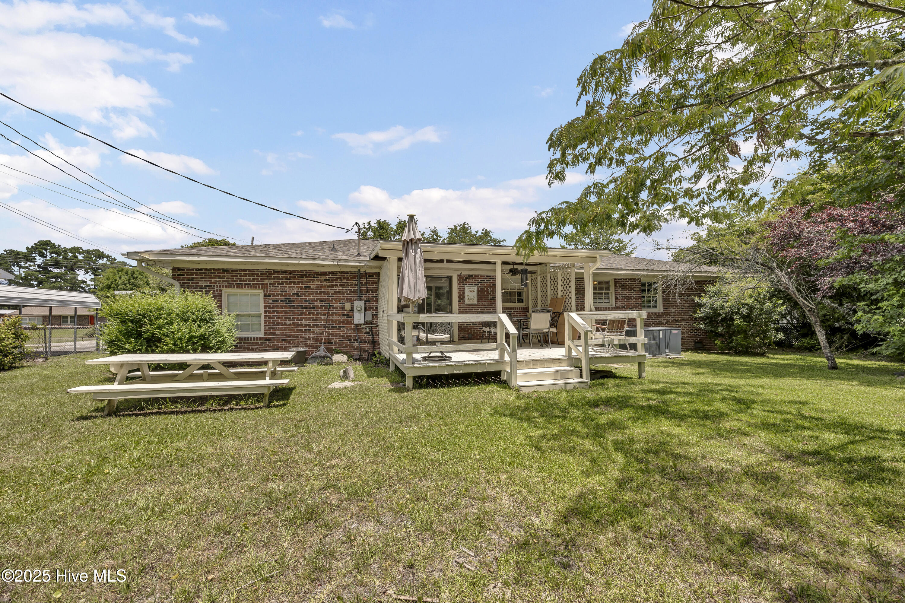 605 Mohican Trail Property Photo 22