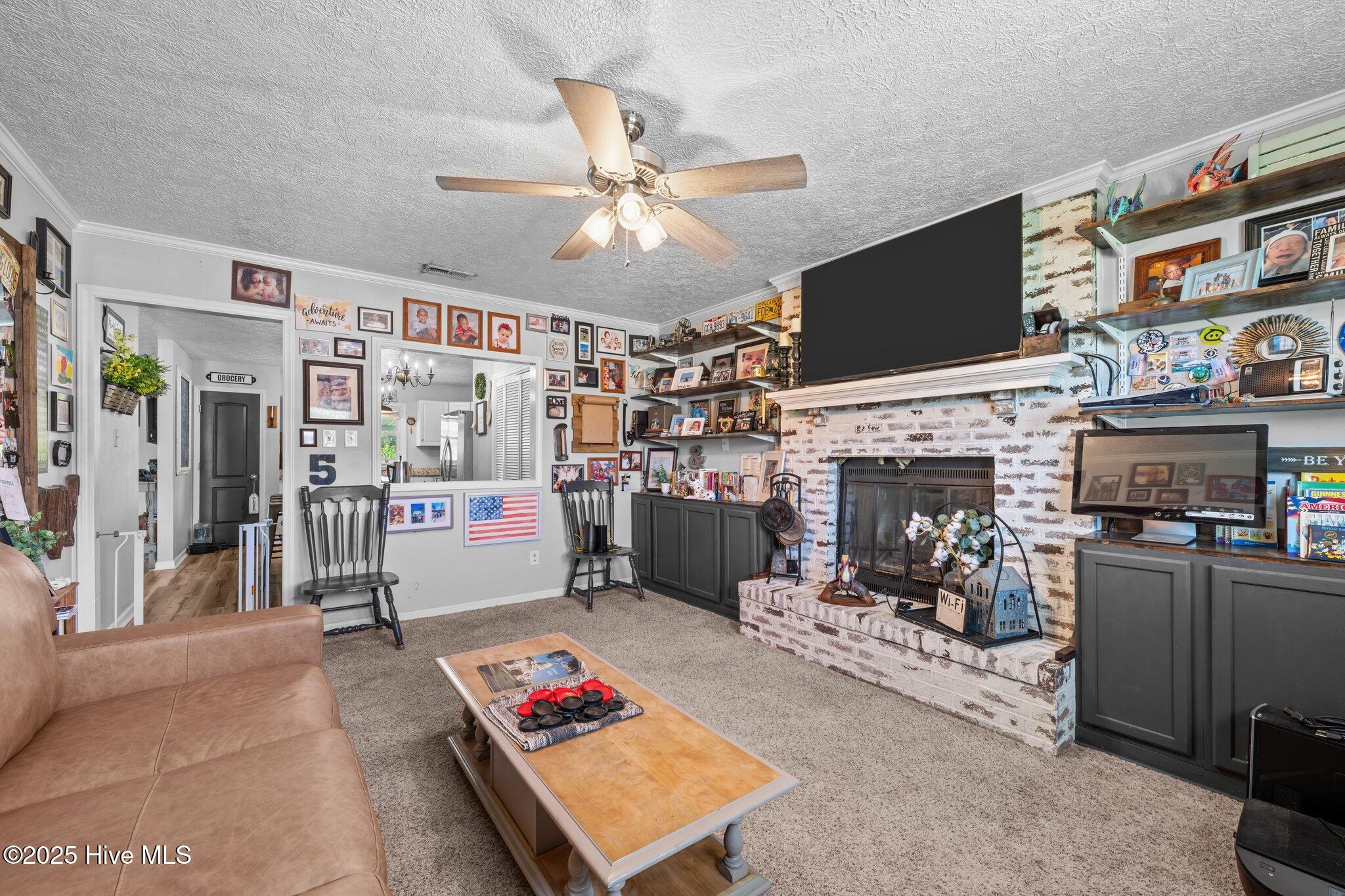 213 Ashwood Court Property Photo 16