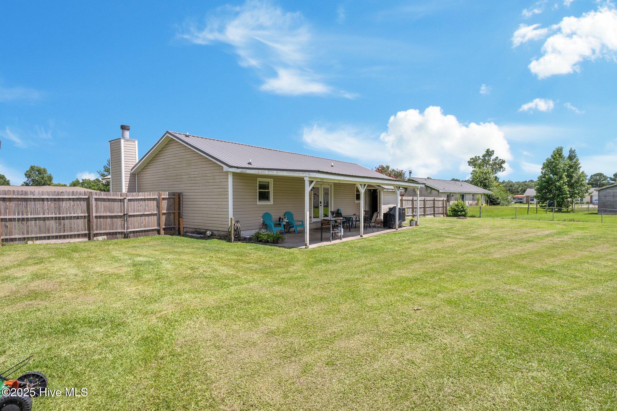 213 Ashwood Court Property Photo 26