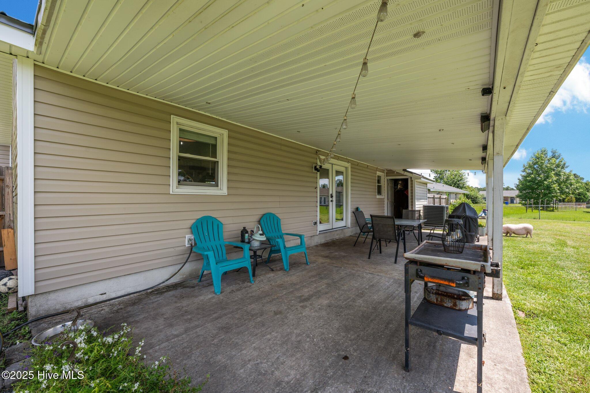 213 Ashwood Court Property Photo 31