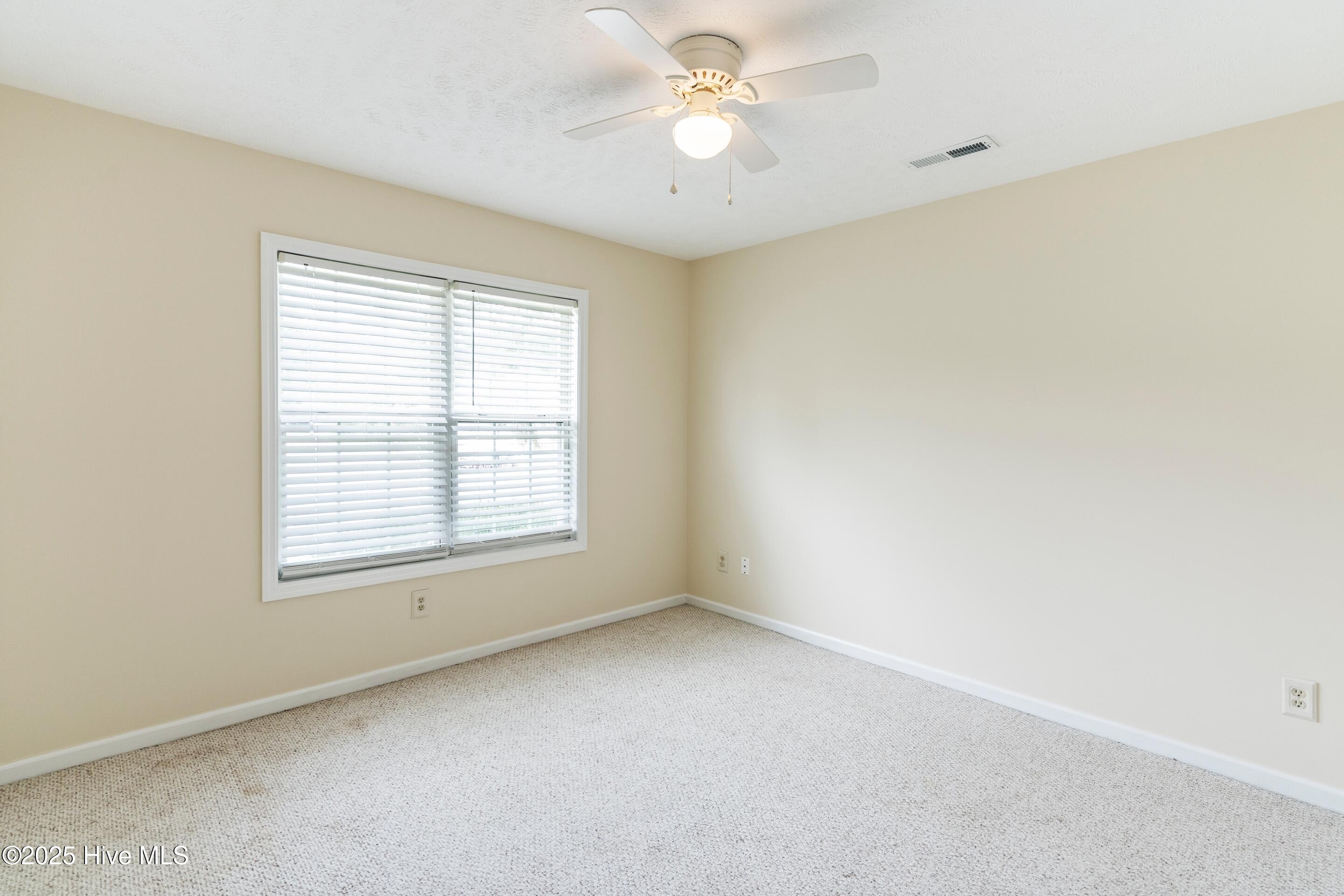 706 Bent Twig Court Property Photo 28