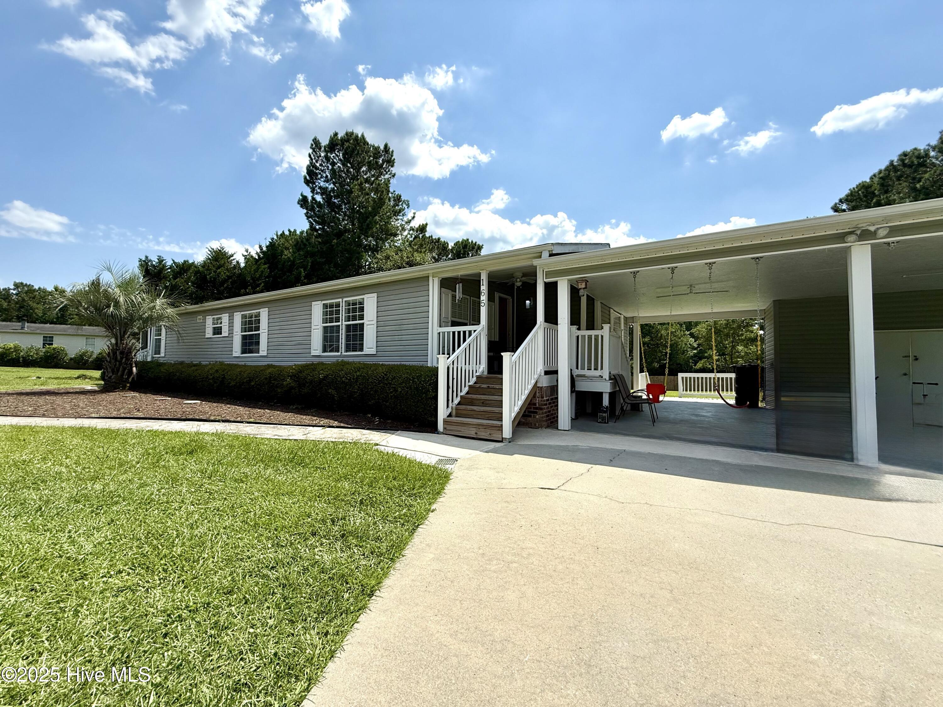 165 Hewett Burton Road Property Photo 1