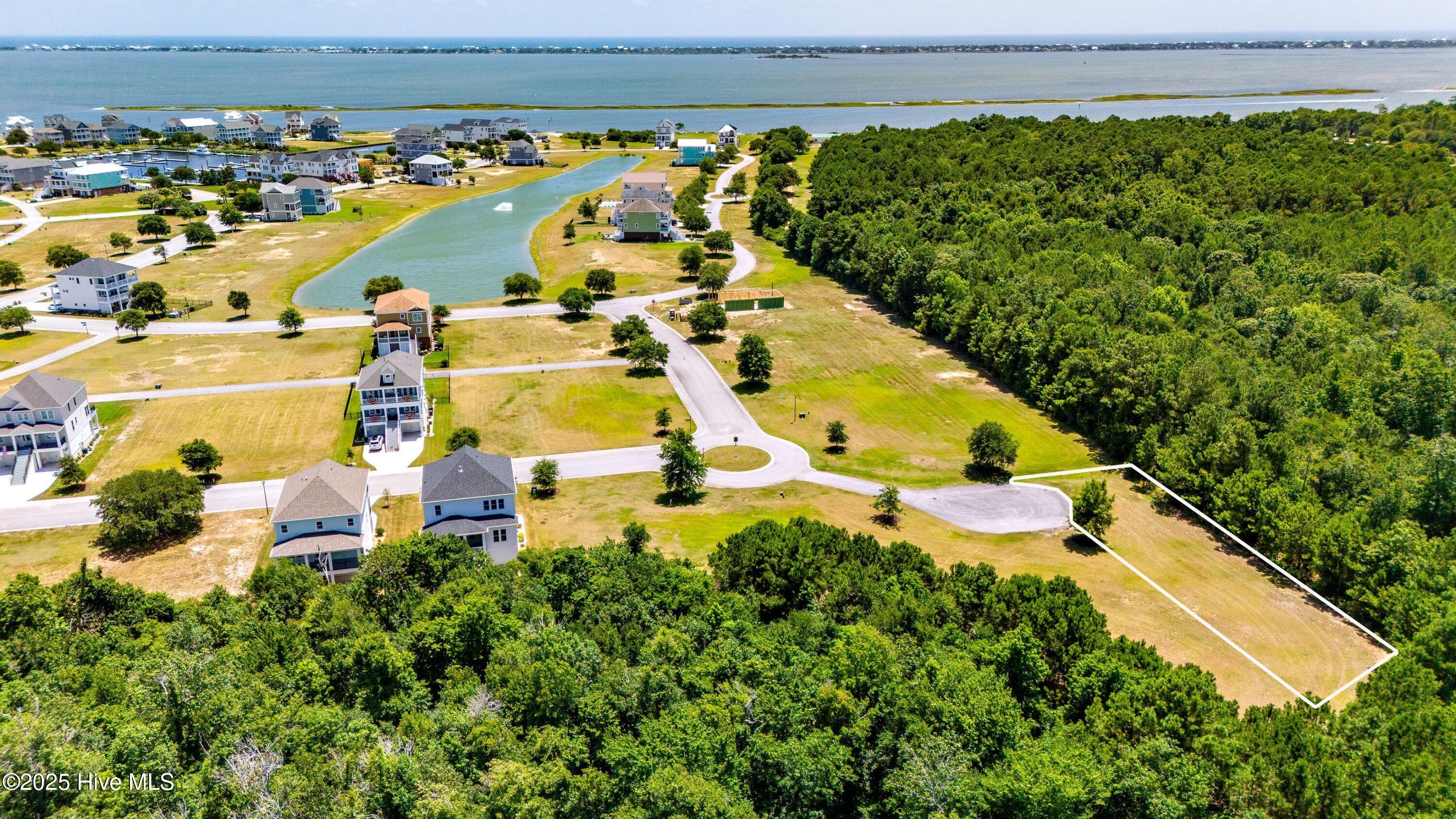 230 Colleton Square Property Photo 1
