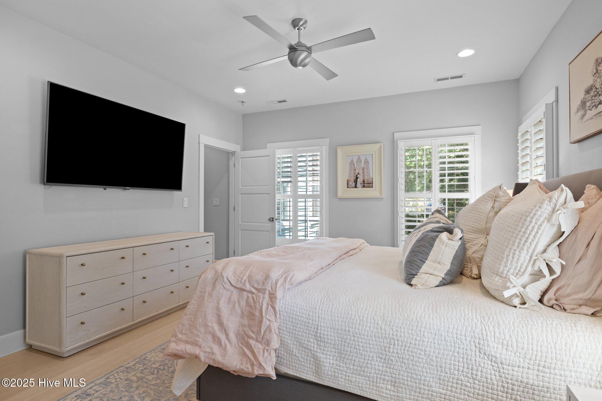 213 Marsh Street Property Photo 15