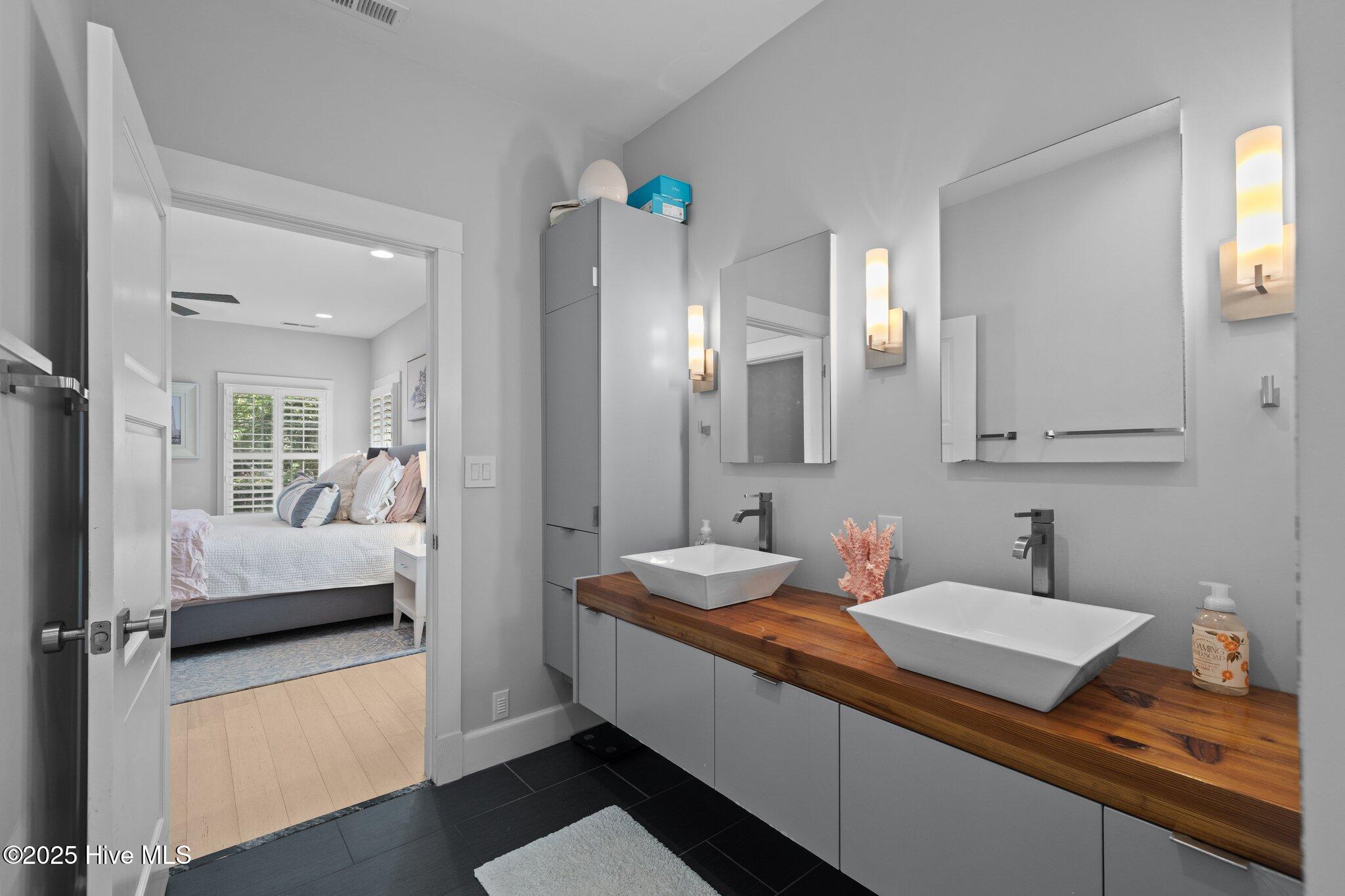 213 Marsh Street Property Photo 17