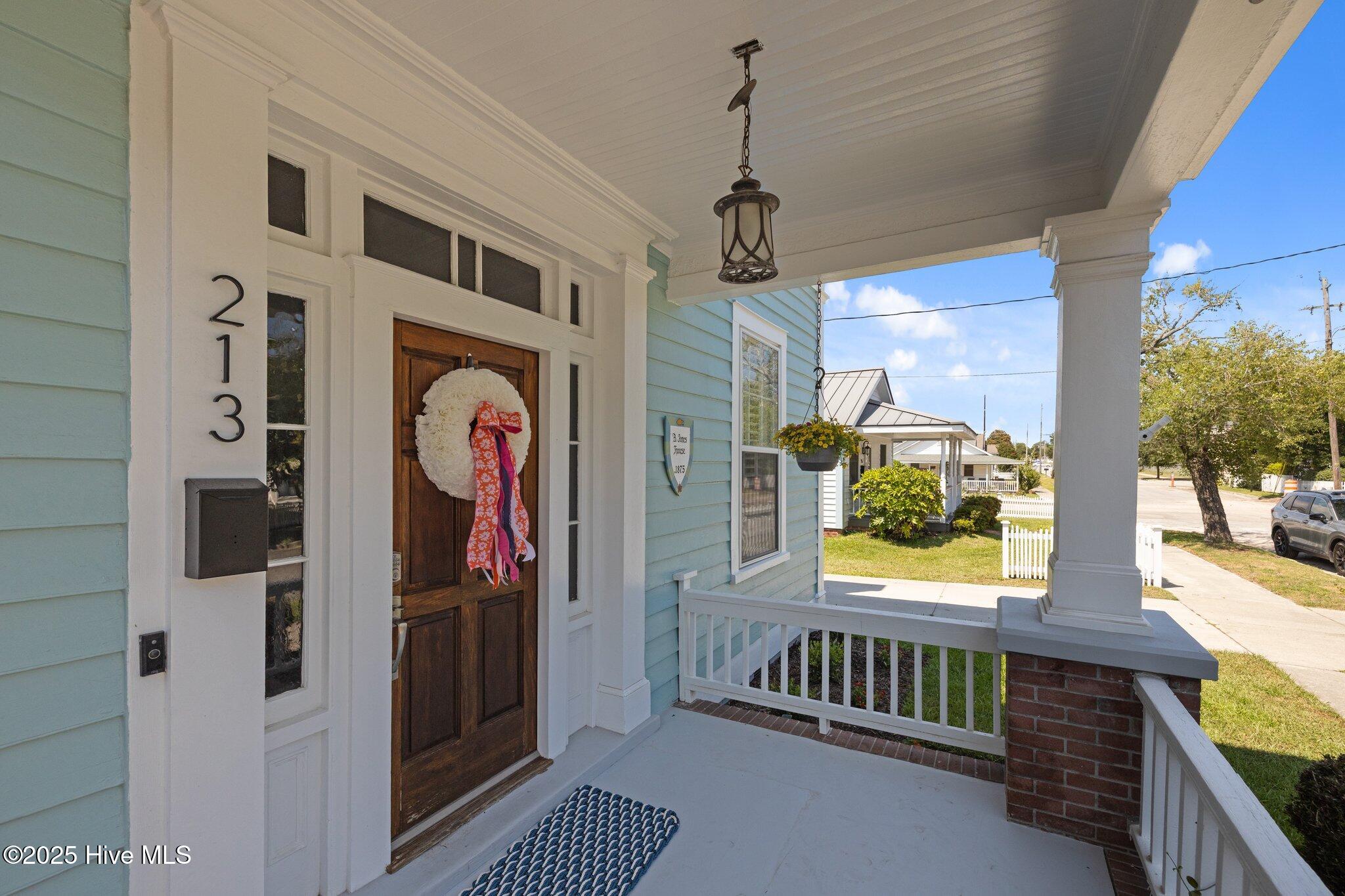 213 Marsh Street Property Photo 23