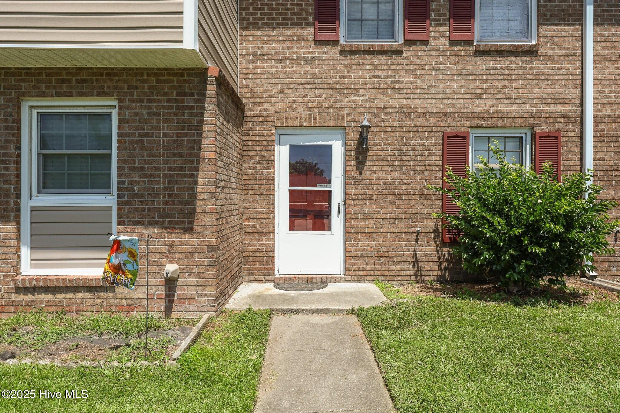 139 King George Court Property Photo 2