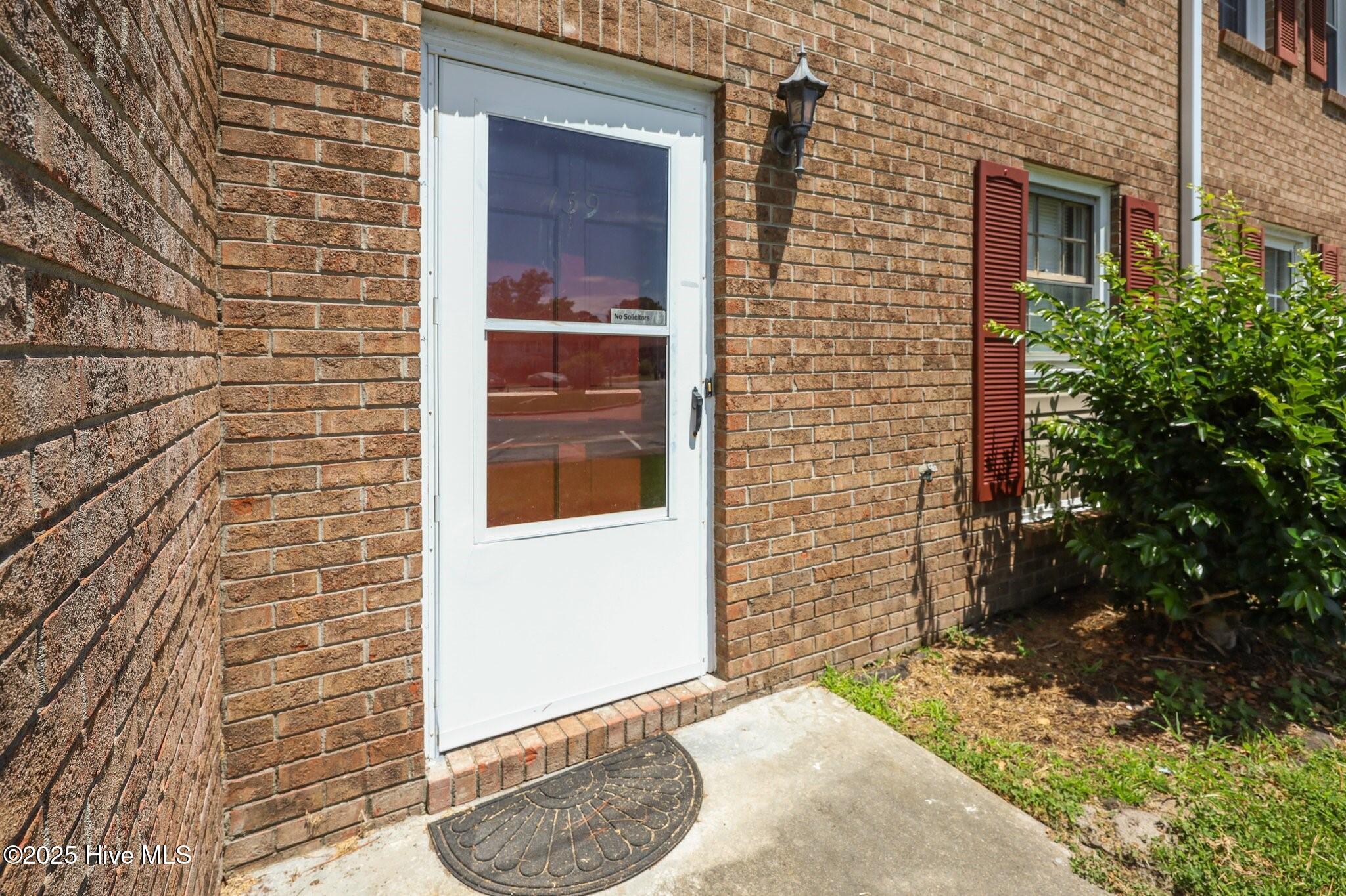 139 King George Court Property Photo 4