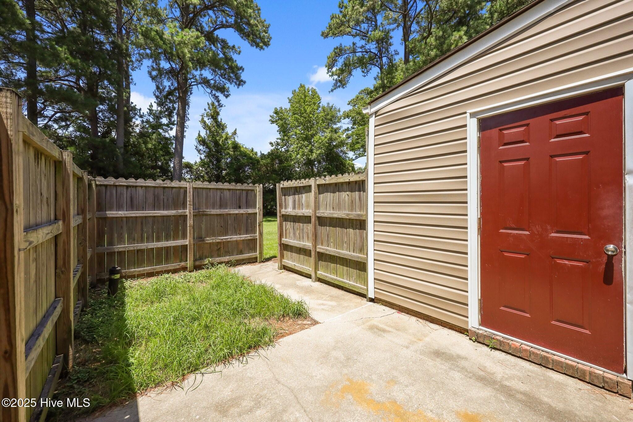 139 King George Court Property Photo 25