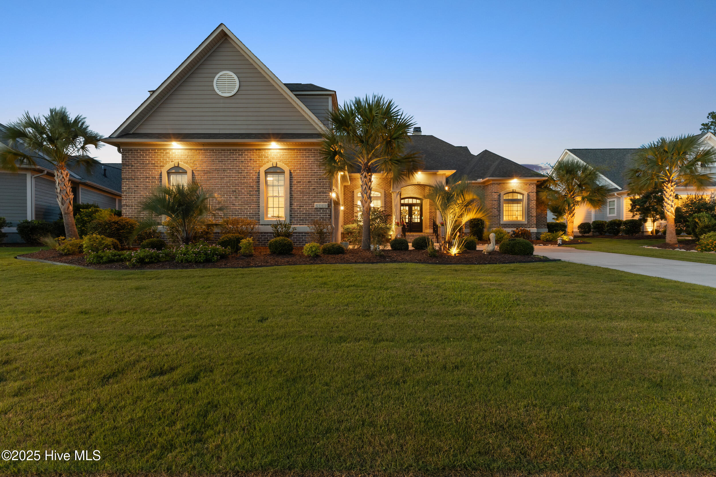 5140 Creswell Drive Property Photo 3