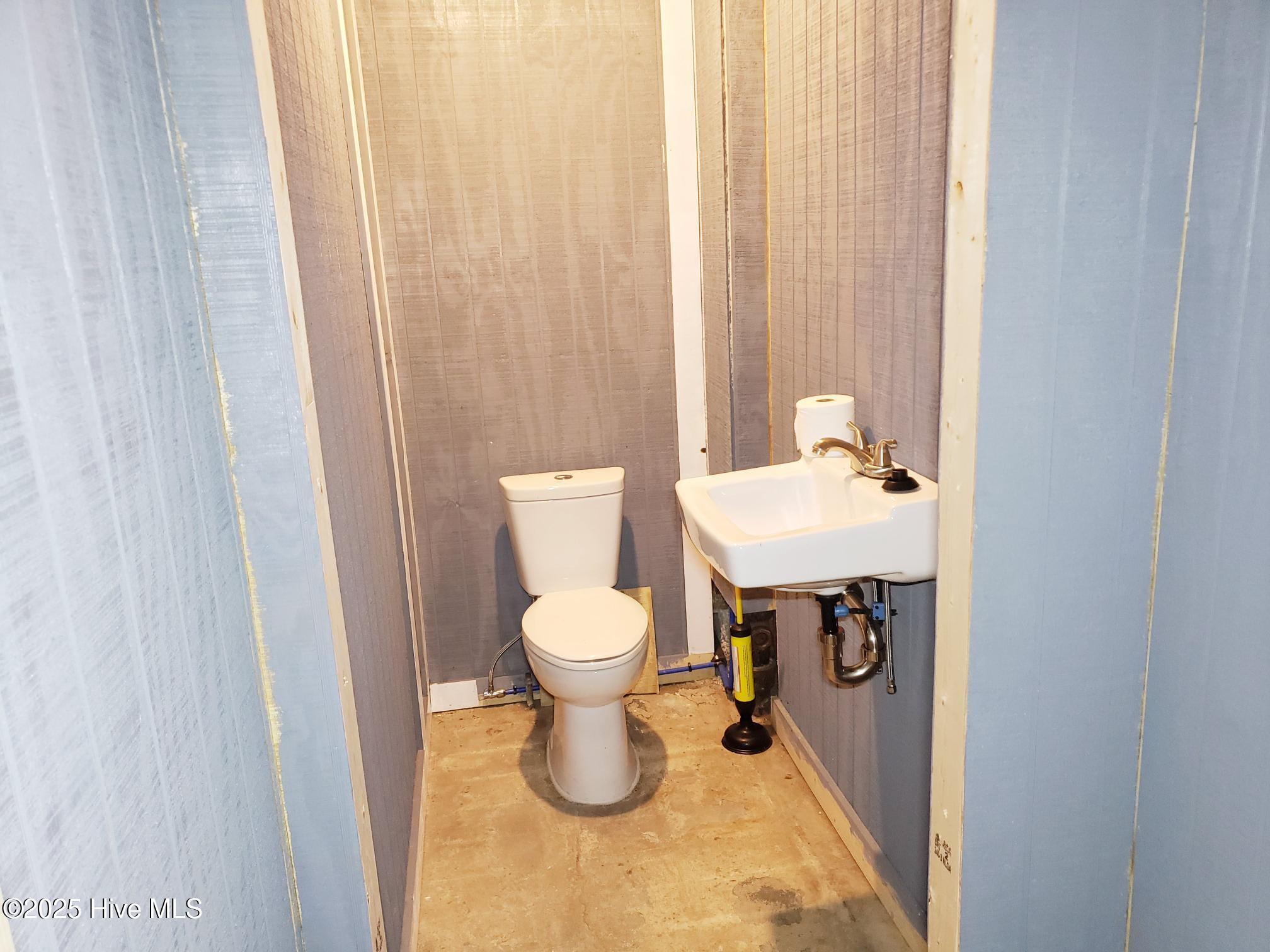119 Caldis Street Property Photo 10