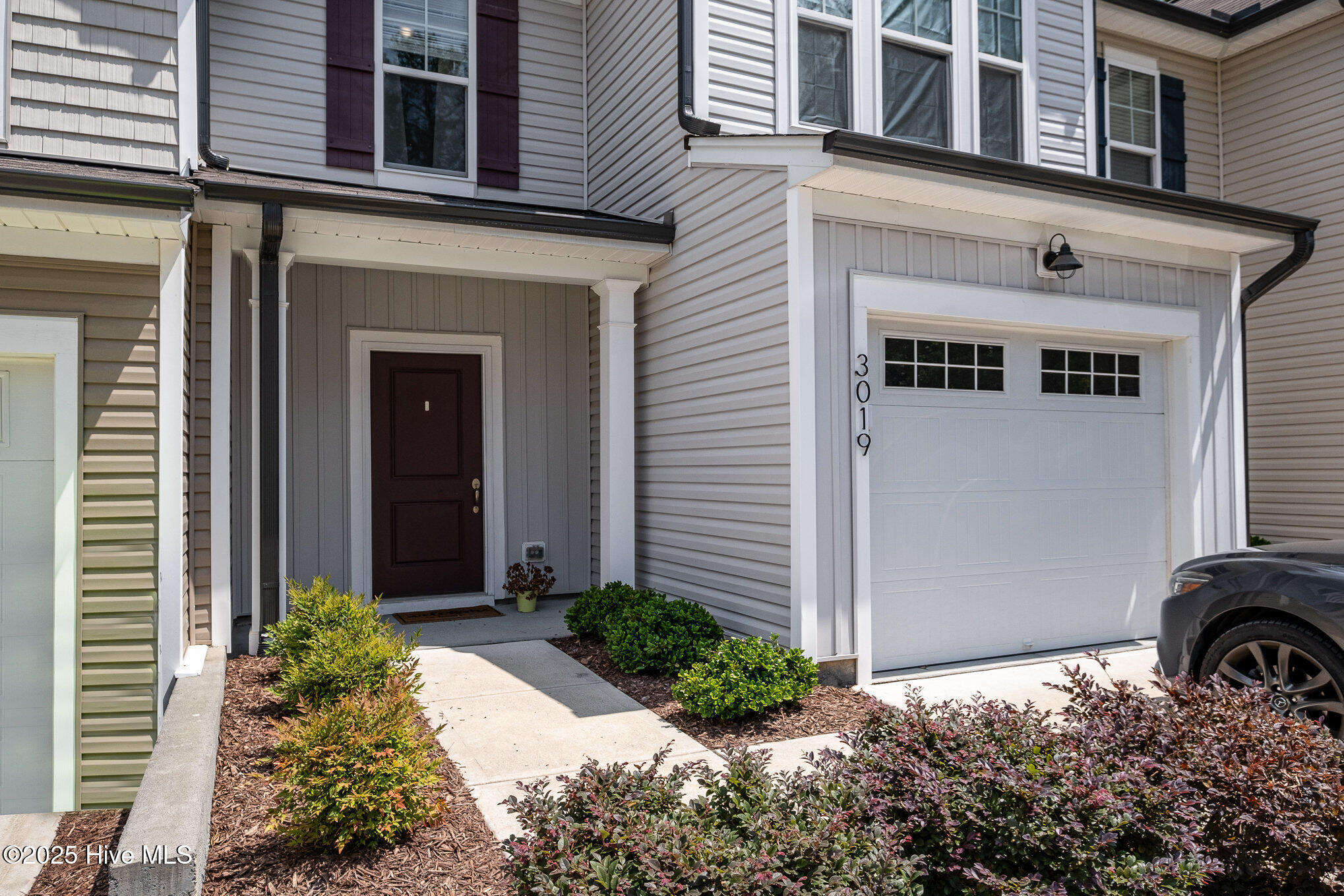 3019 Newfields Place Property Photo 4