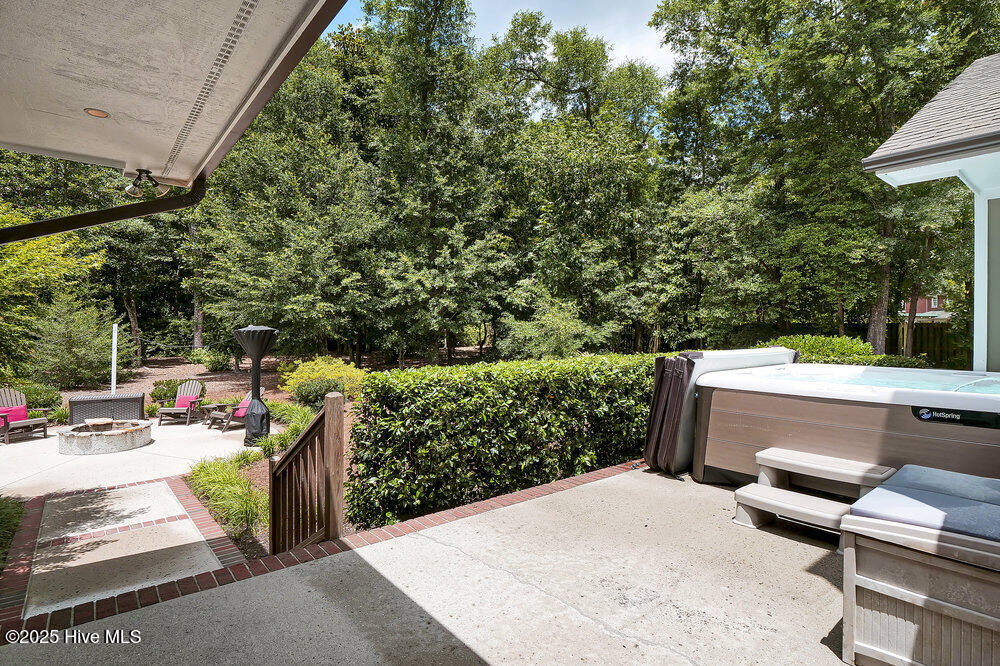 2306 New Orleans Place Property Photo 32