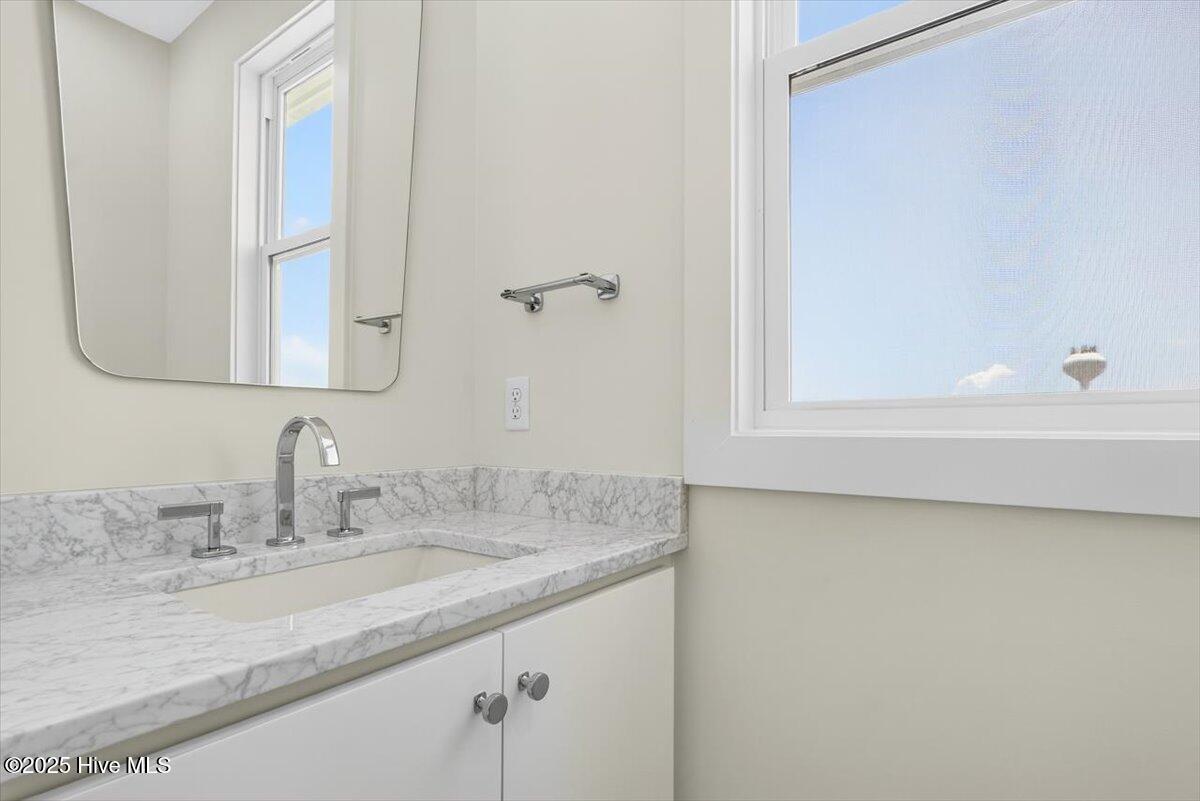 36 Fairmont Street Property Photo 21