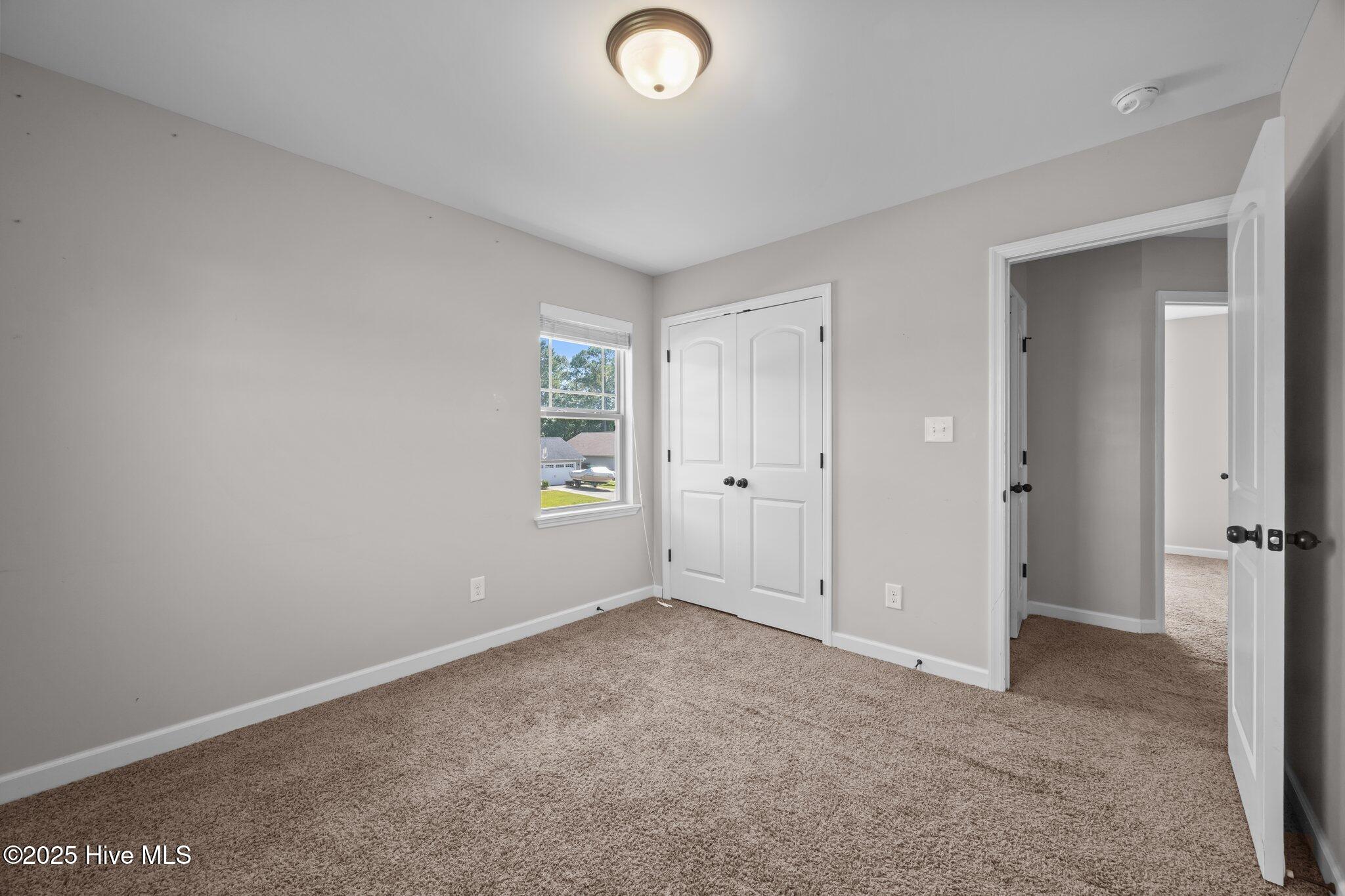 100 Shallow Court Property Photo 23