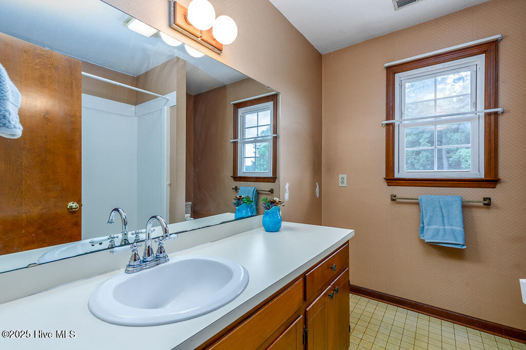 203 Sweetbriar Lane Property Photo 18