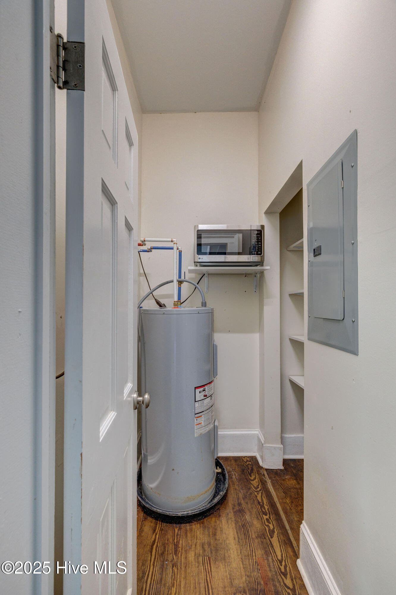 305 Mcrae Street Property Photo 14