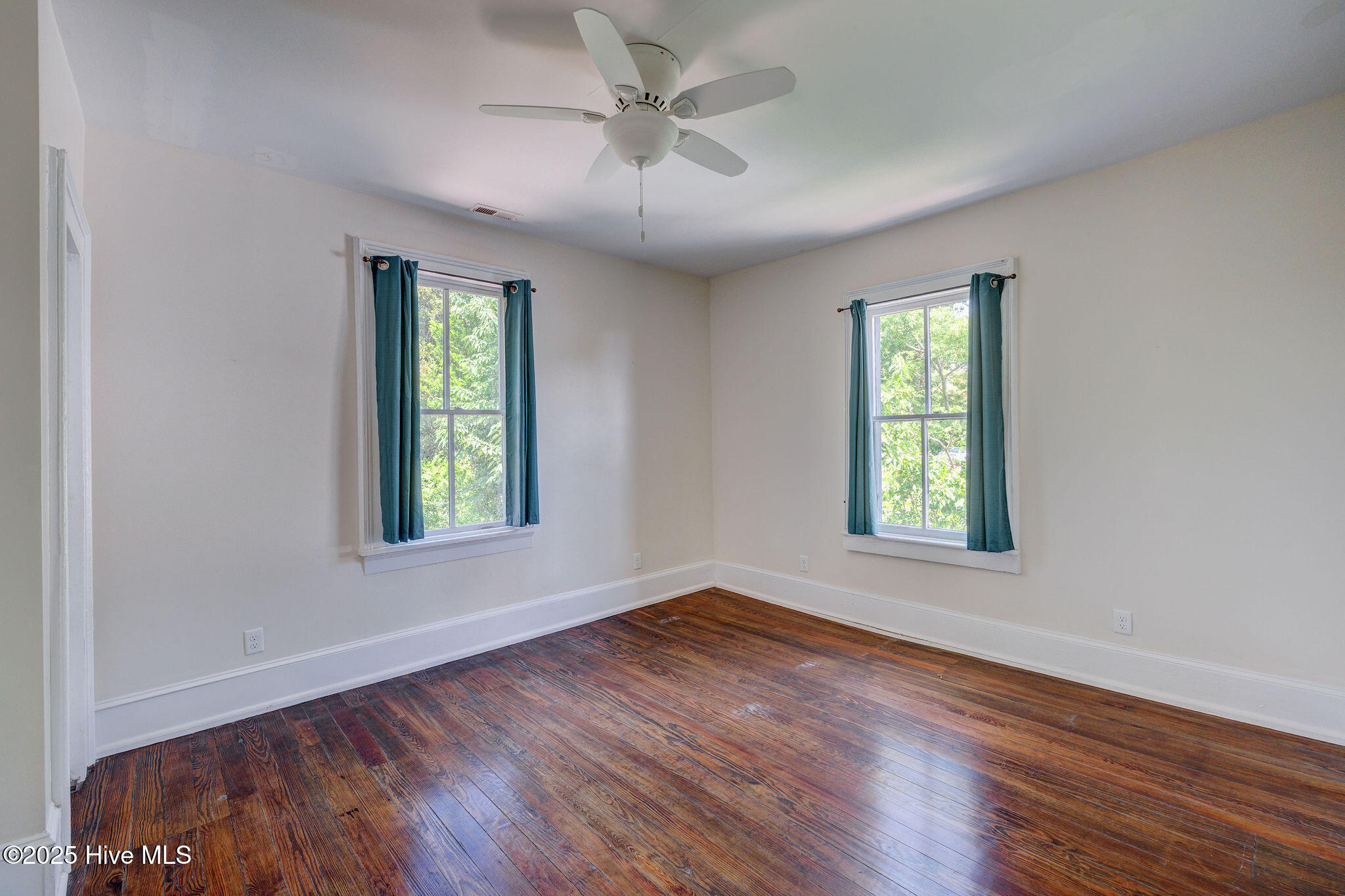 305 Mcrae Street Property Photo 20