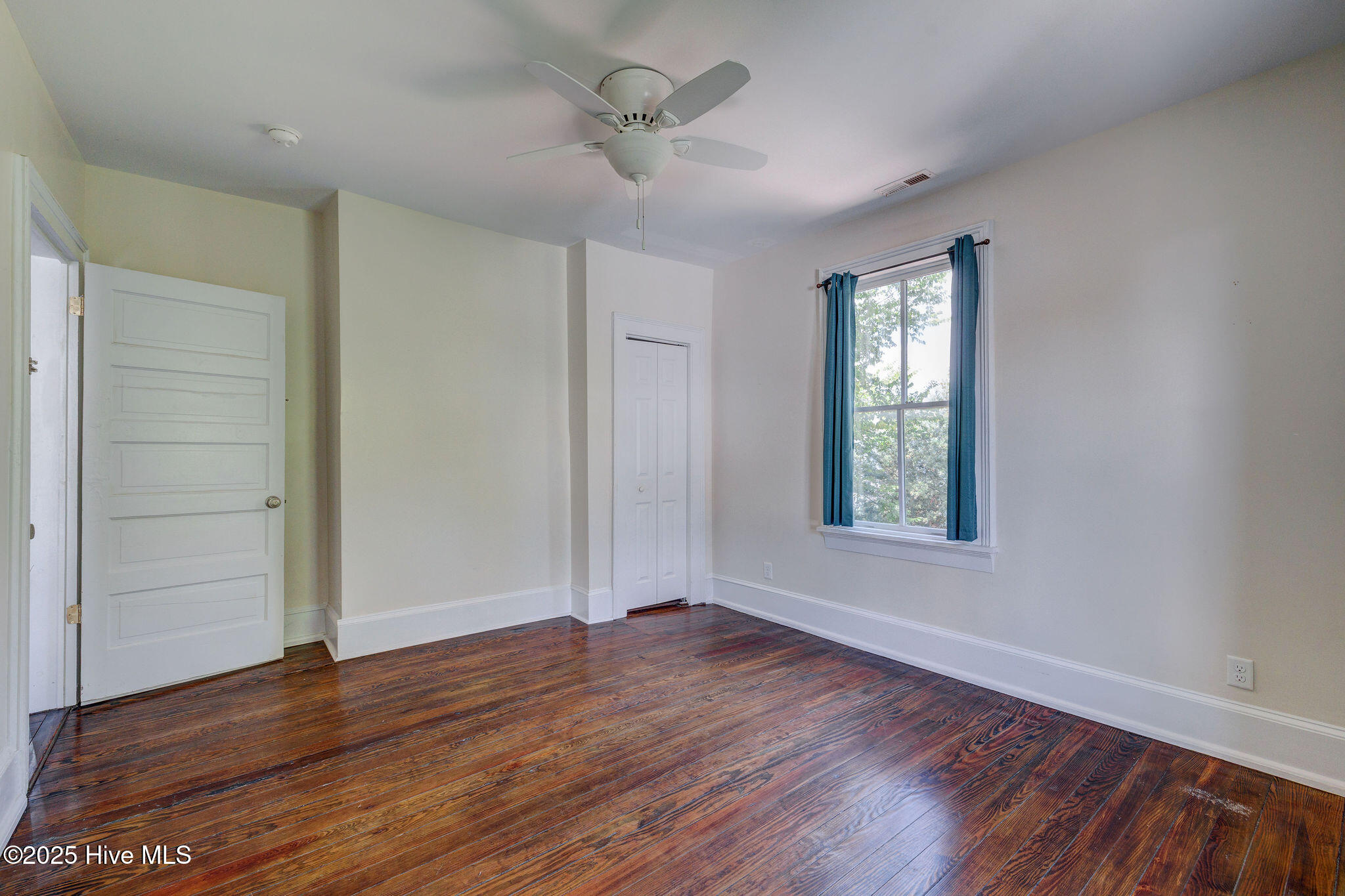 305 Mcrae Street Property Photo 21