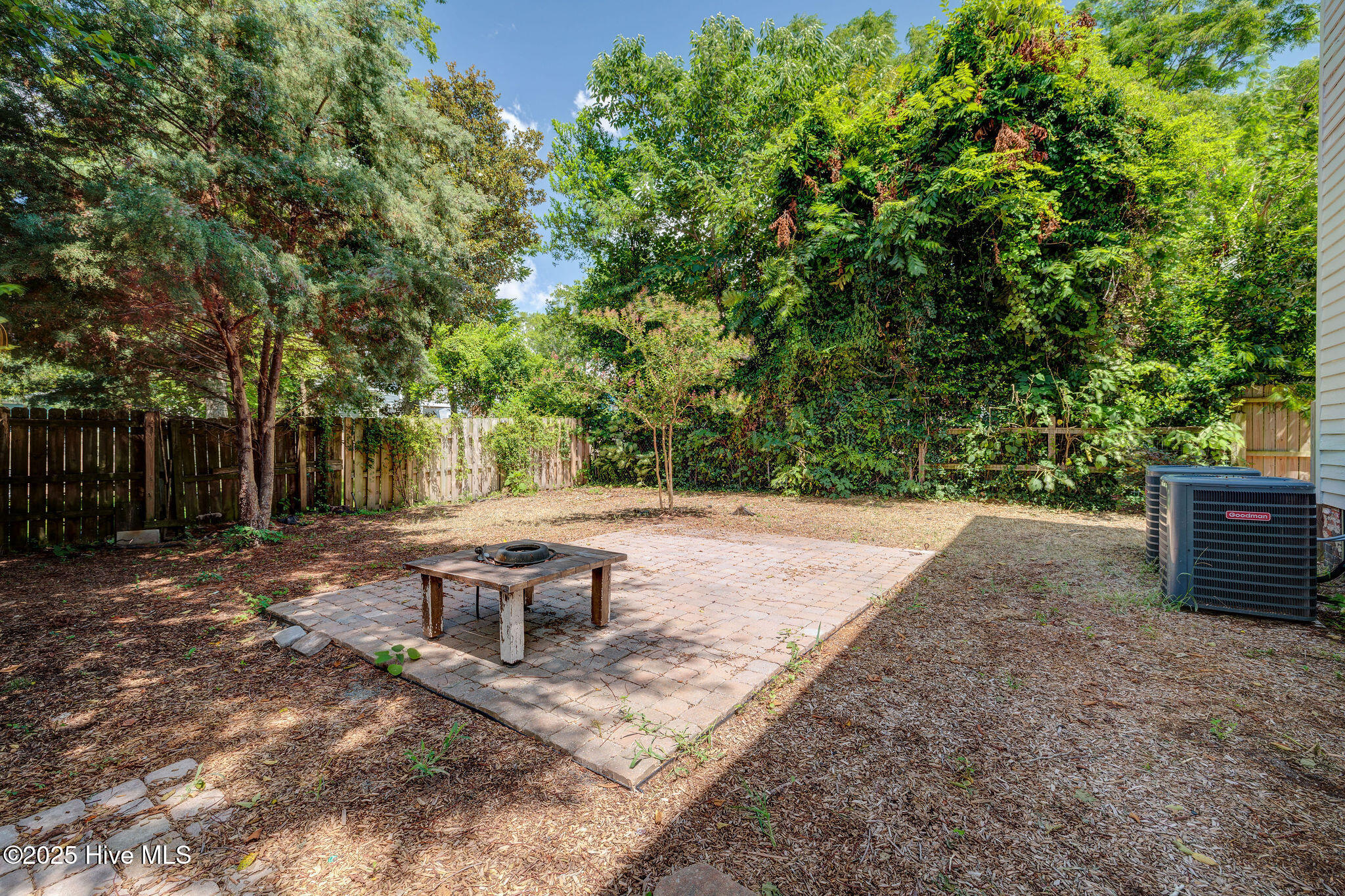 305 Mcrae Street Property Photo 34