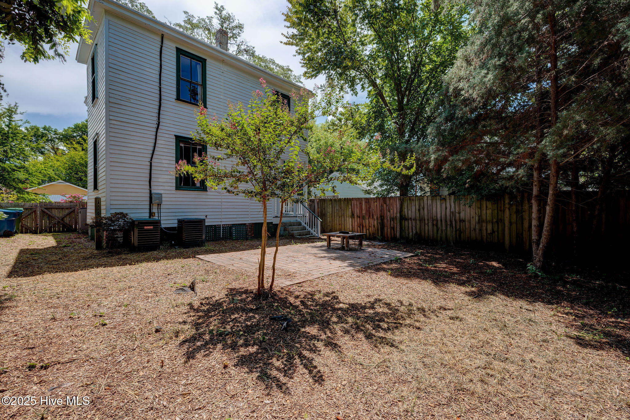305 Mcrae Street Property Photo 36