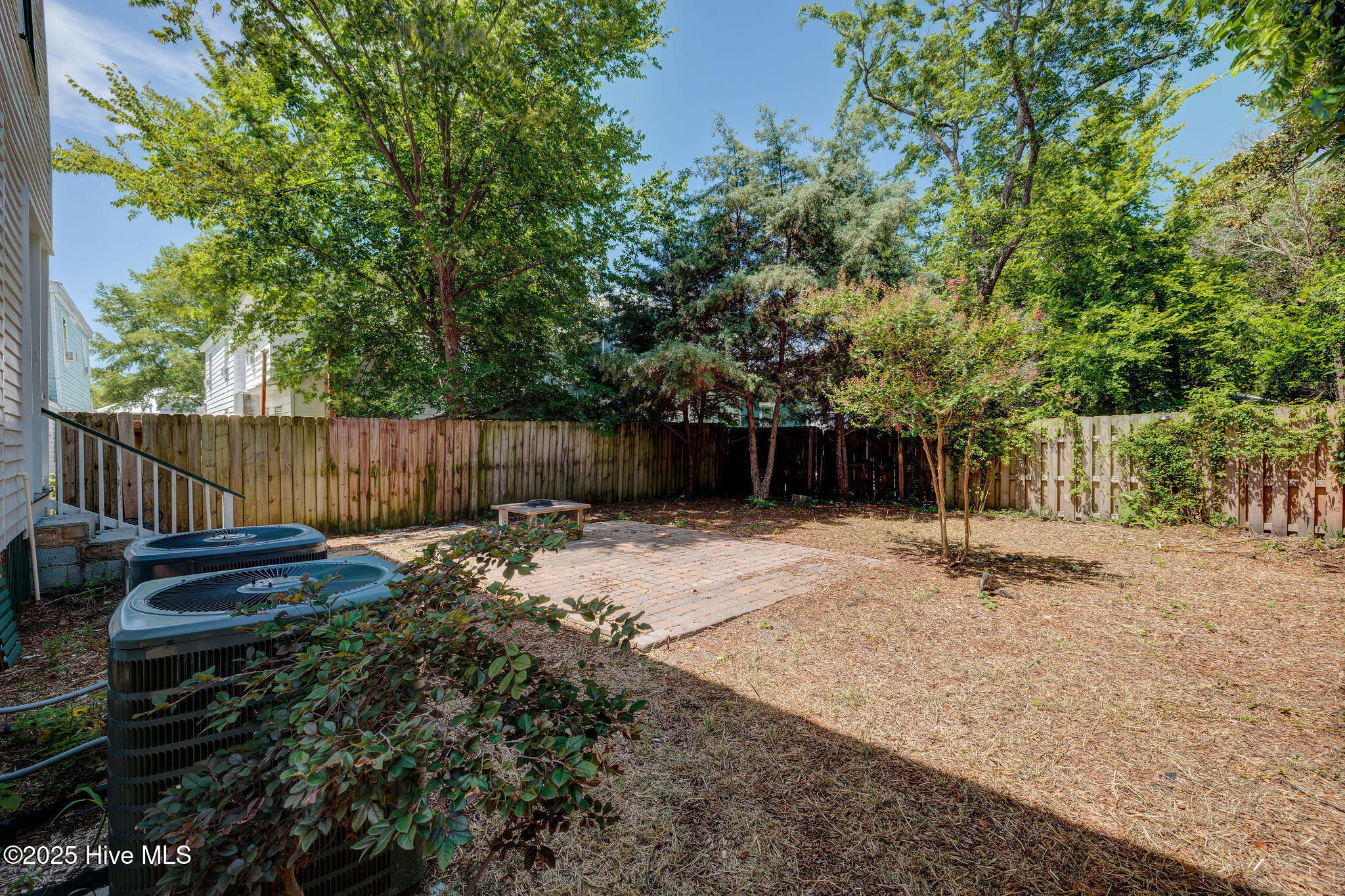 305 Mcrae Street Property Photo 37