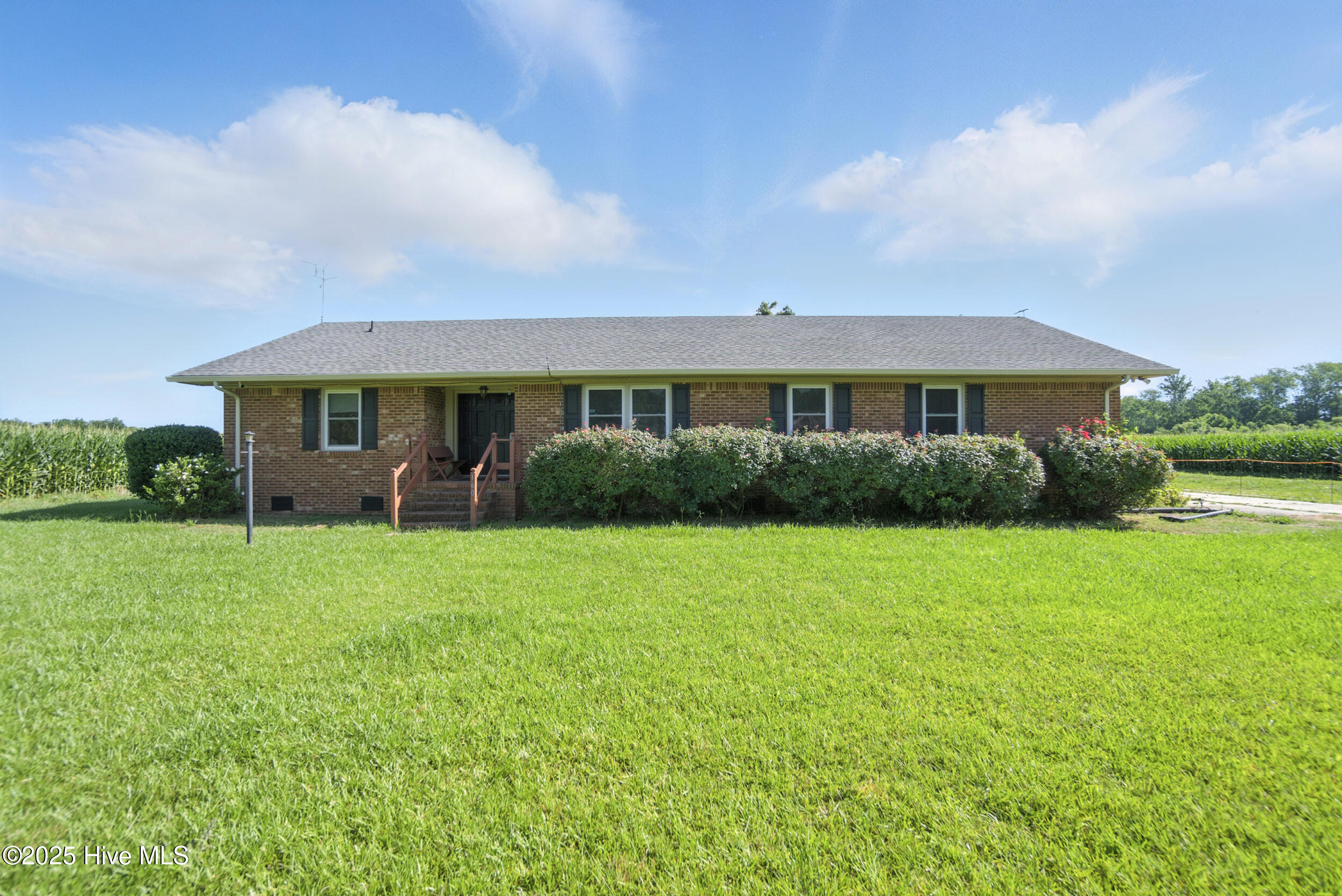 160 Upton Road Property Photo 1