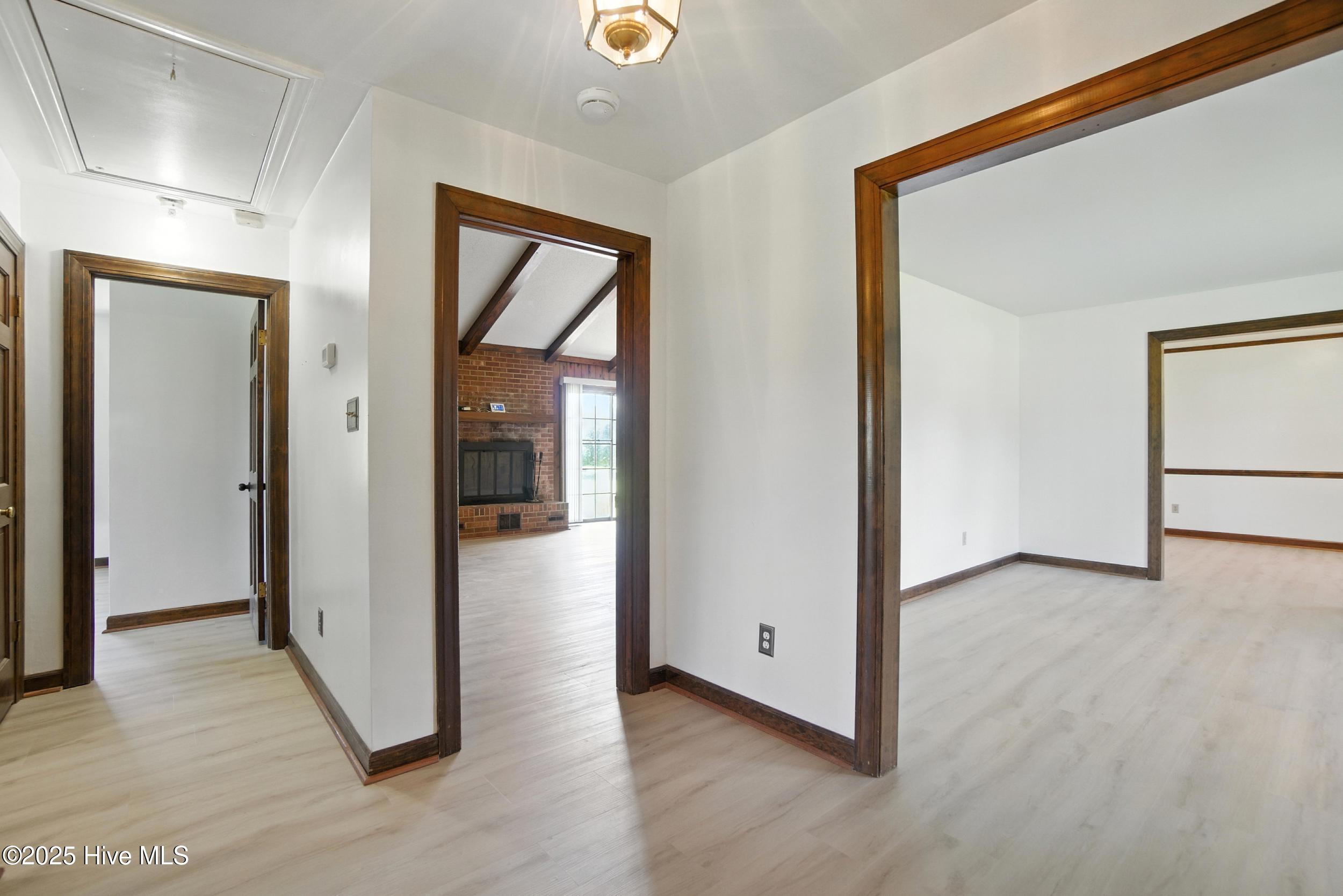 160 Upton Road Property Photo 8
