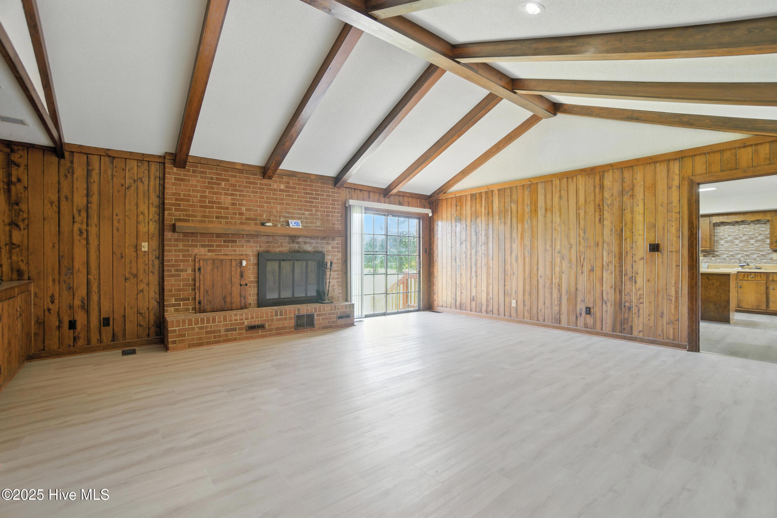 160 Upton Road Property Photo 12
