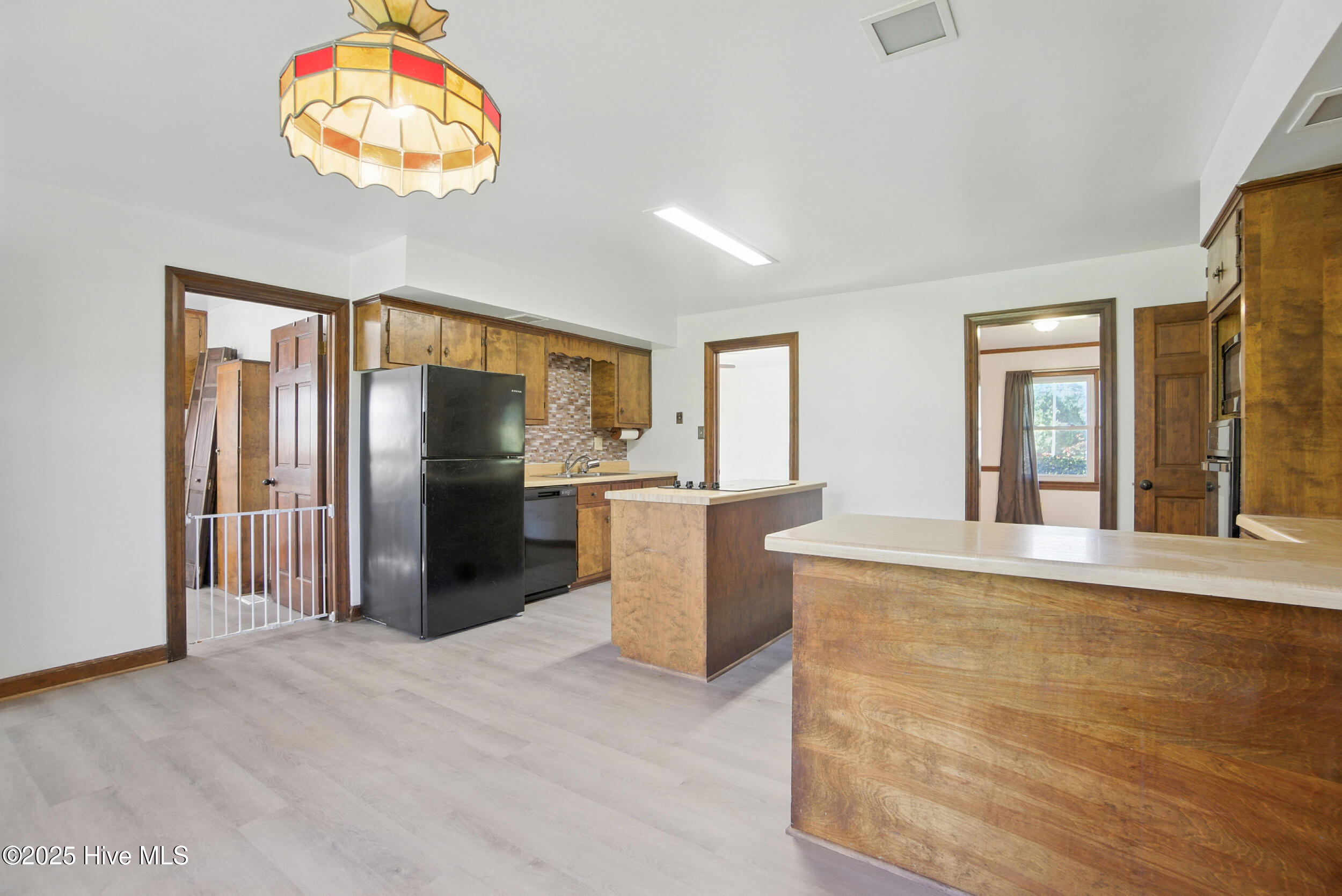 160 Upton Road Property Photo 13