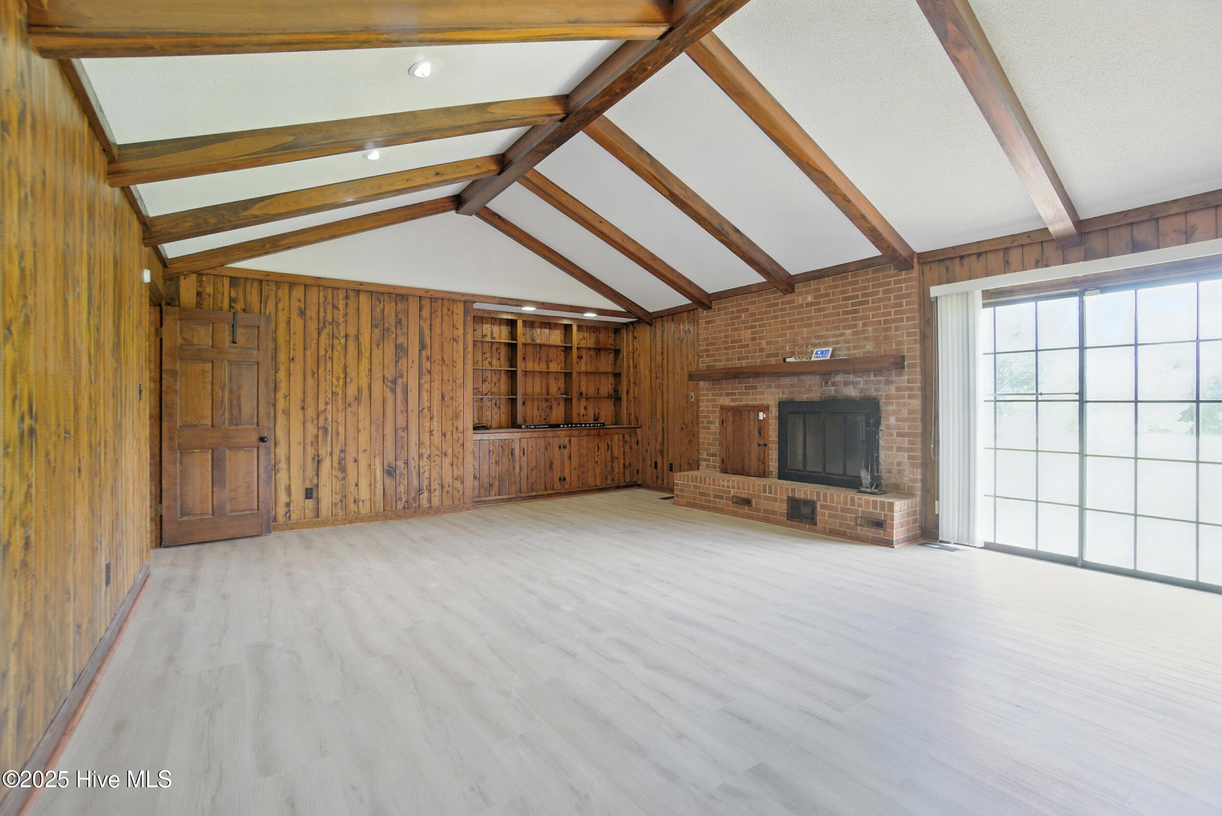 160 Upton Road Property Photo 14